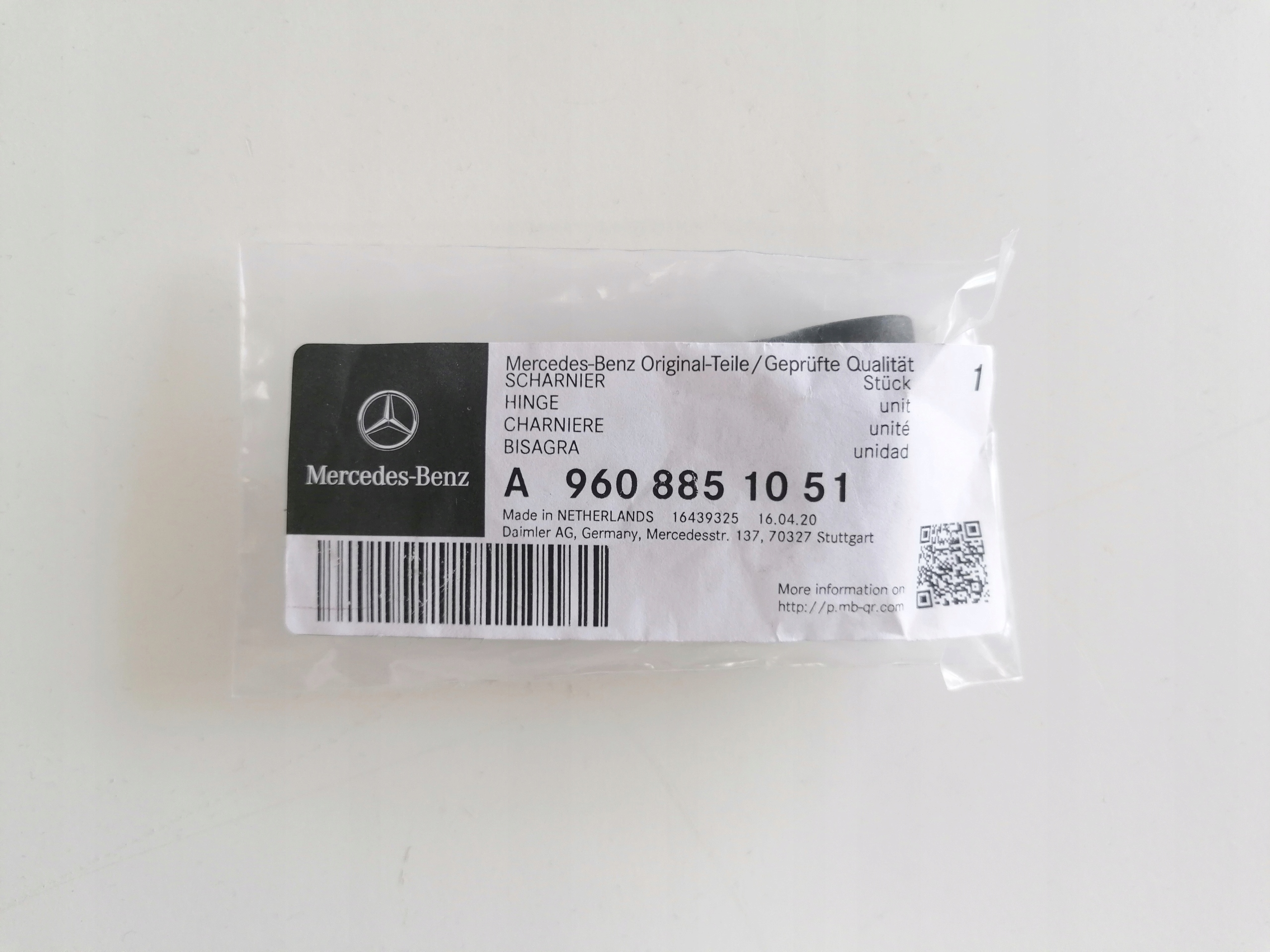 ZAWIAS WEWNETRZNY STOPNIA KABINY MB ACTROS MP4