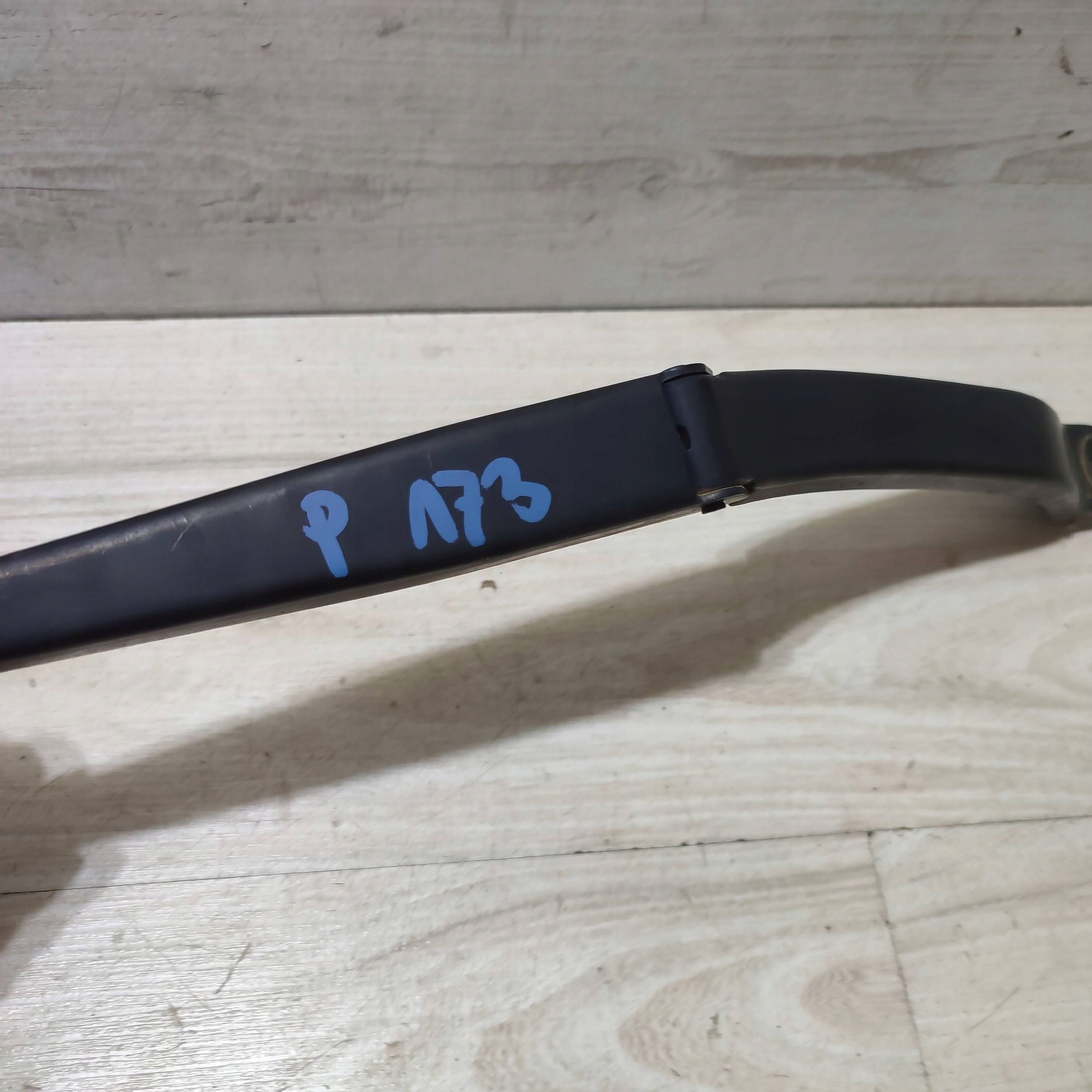 wiper arm windows right side Fiat 500X 52108468