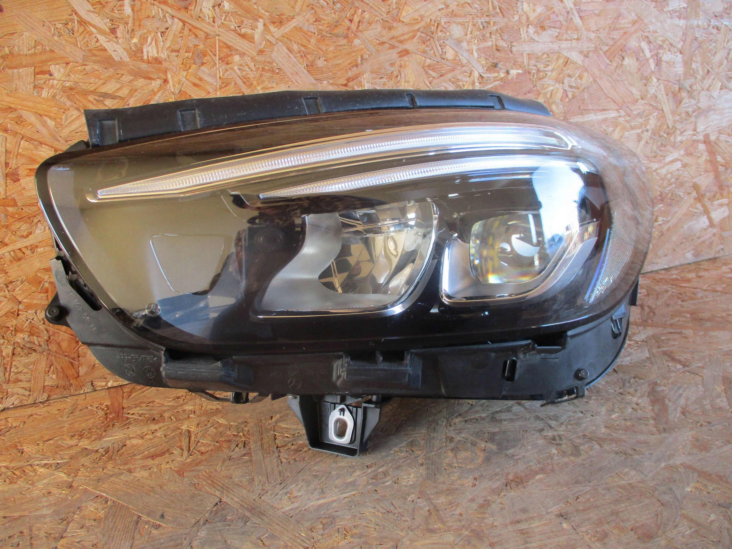 light front front left MERCEDES B KLASA W247 LED HIGH PERFORMANCE