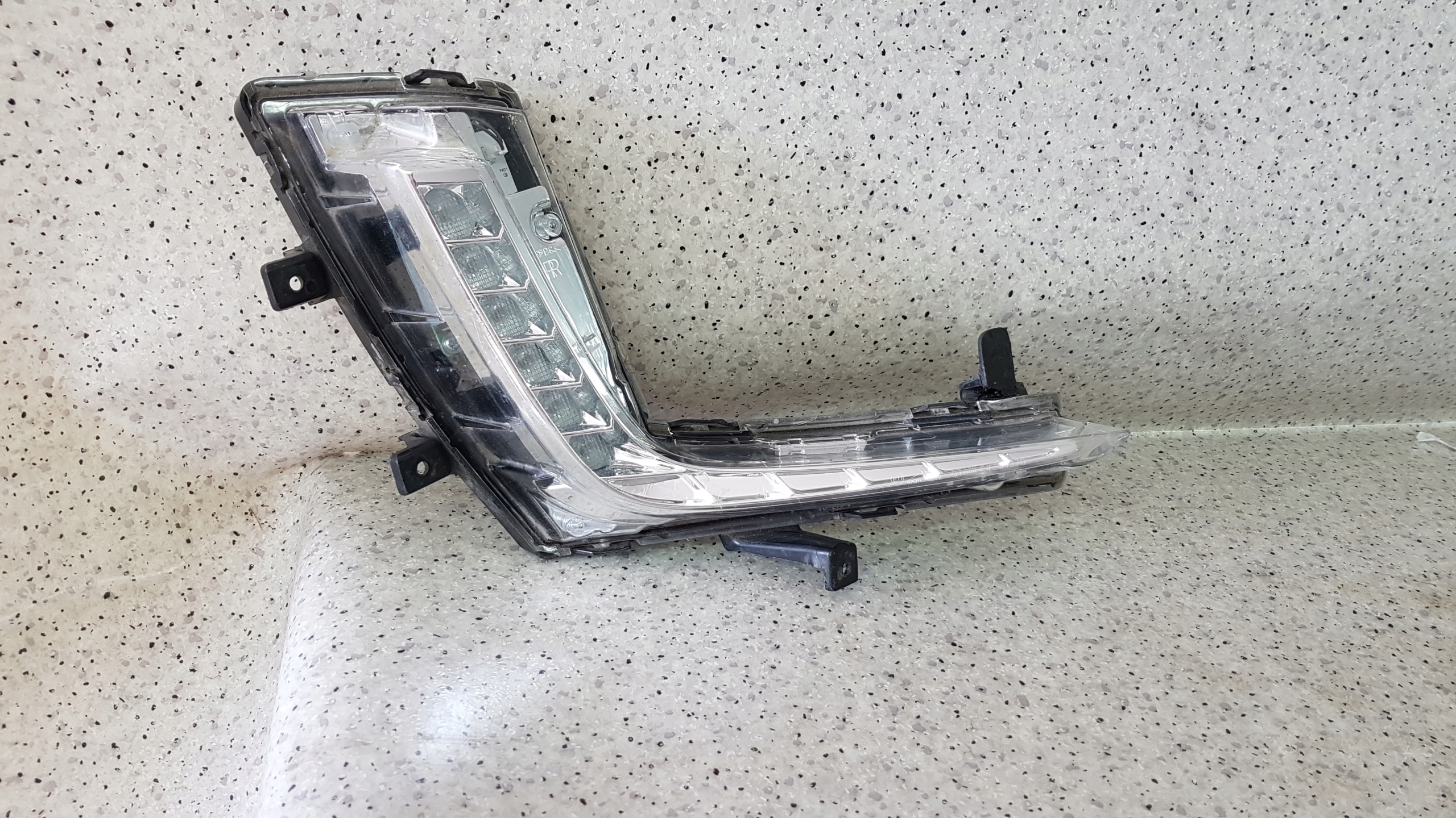 SUZUKI SWIFT MK7 LIFT 2013 - LINKS LED DRL NEBELSCHEINWERFER 9821