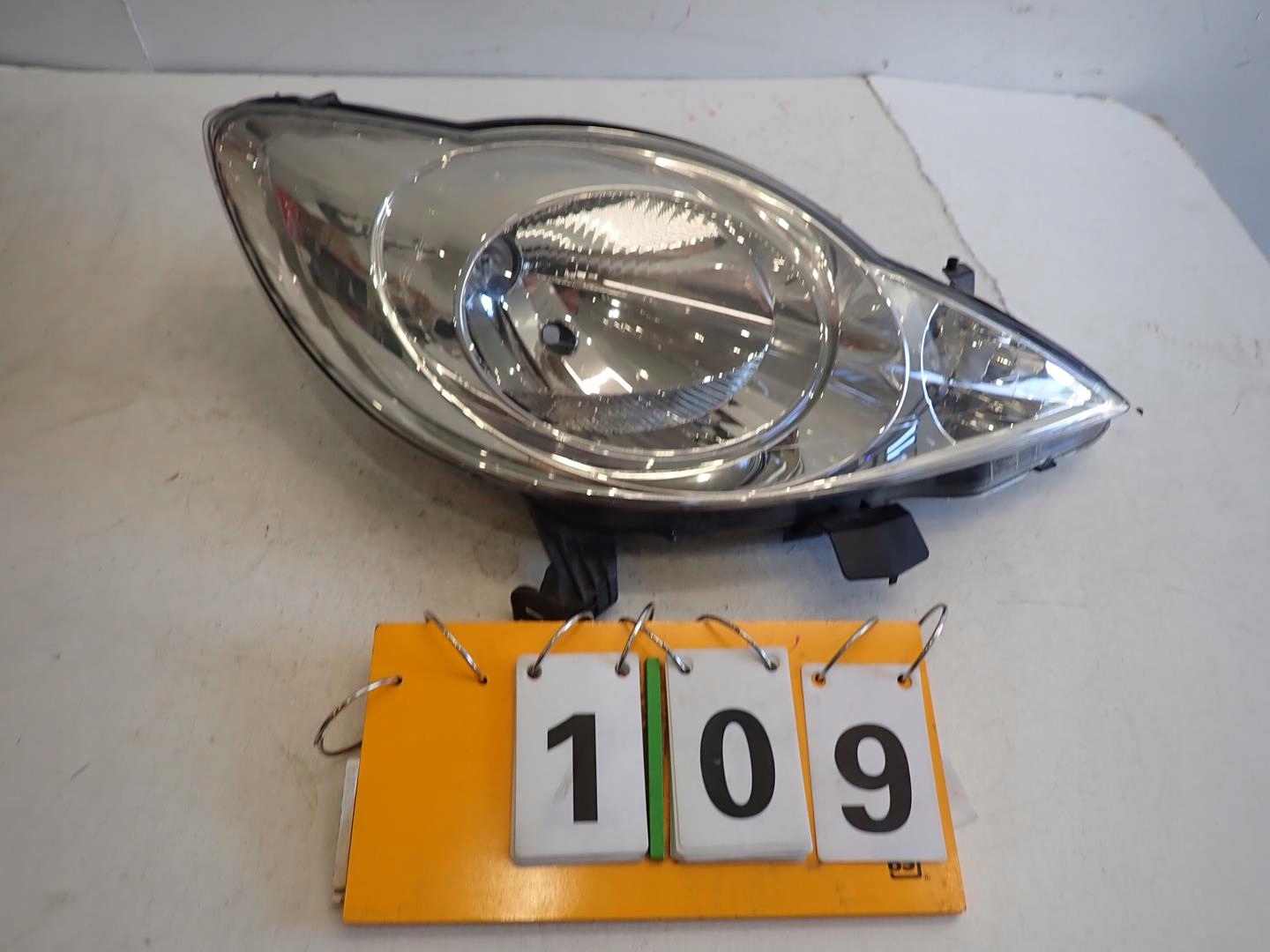 light front front right PEUGEOT 107 2005-2012 89554123