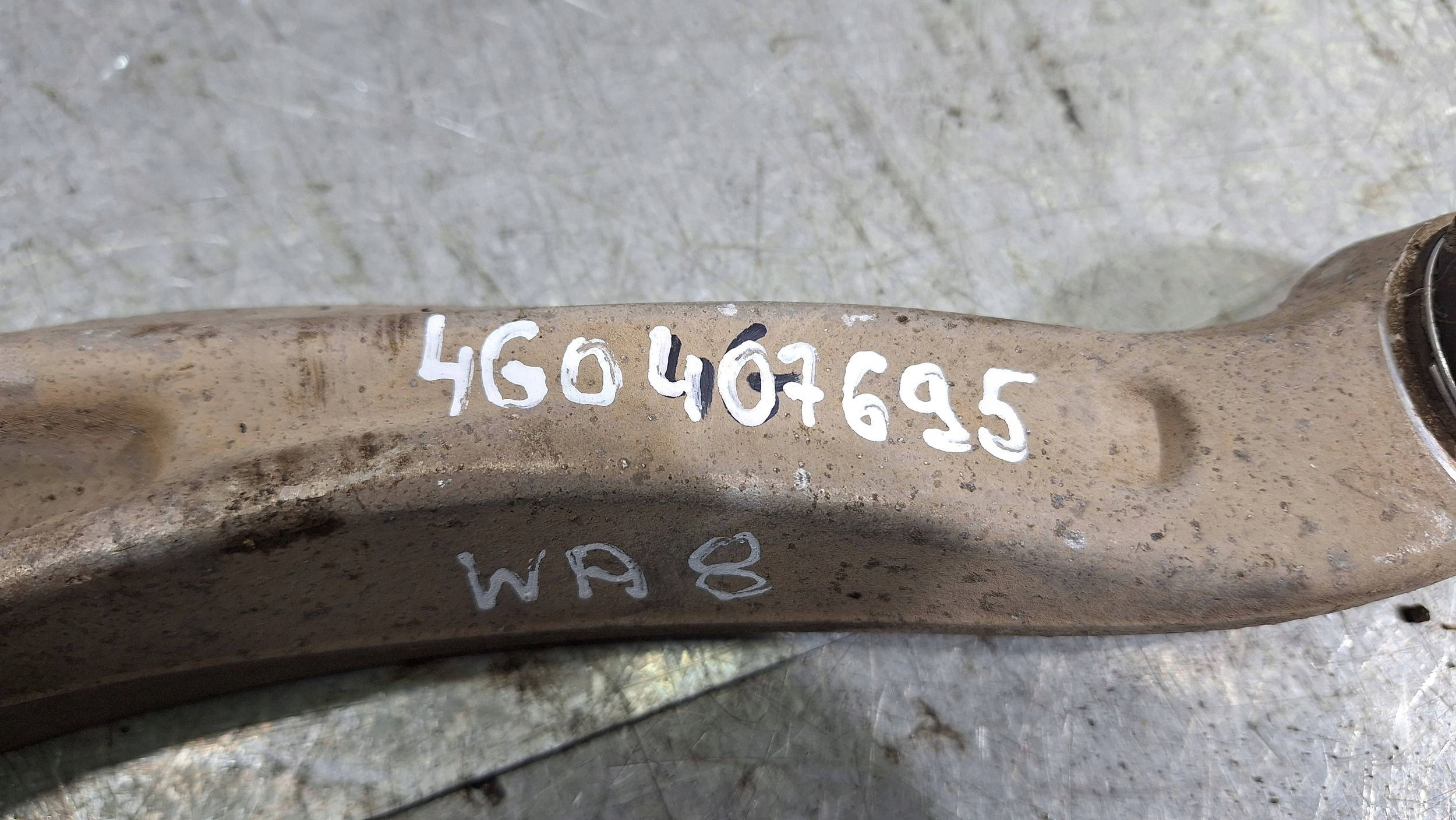 arm left front 4G0407695 AUDI A4 B8 A5 8T Q5 8R A6 A7 C7 MACAN 95B