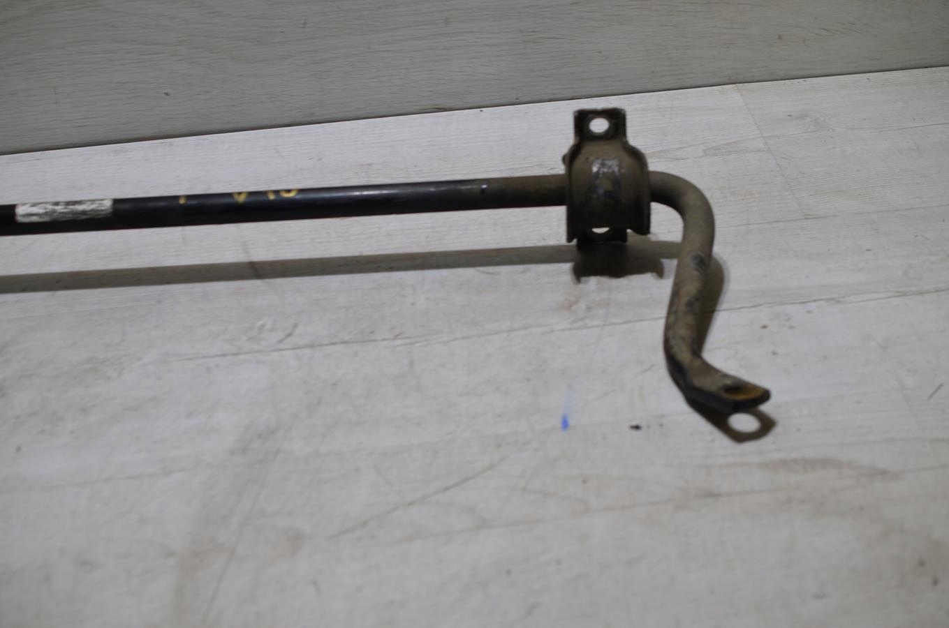 pipe tanks tanks air Volvo V40 II lift