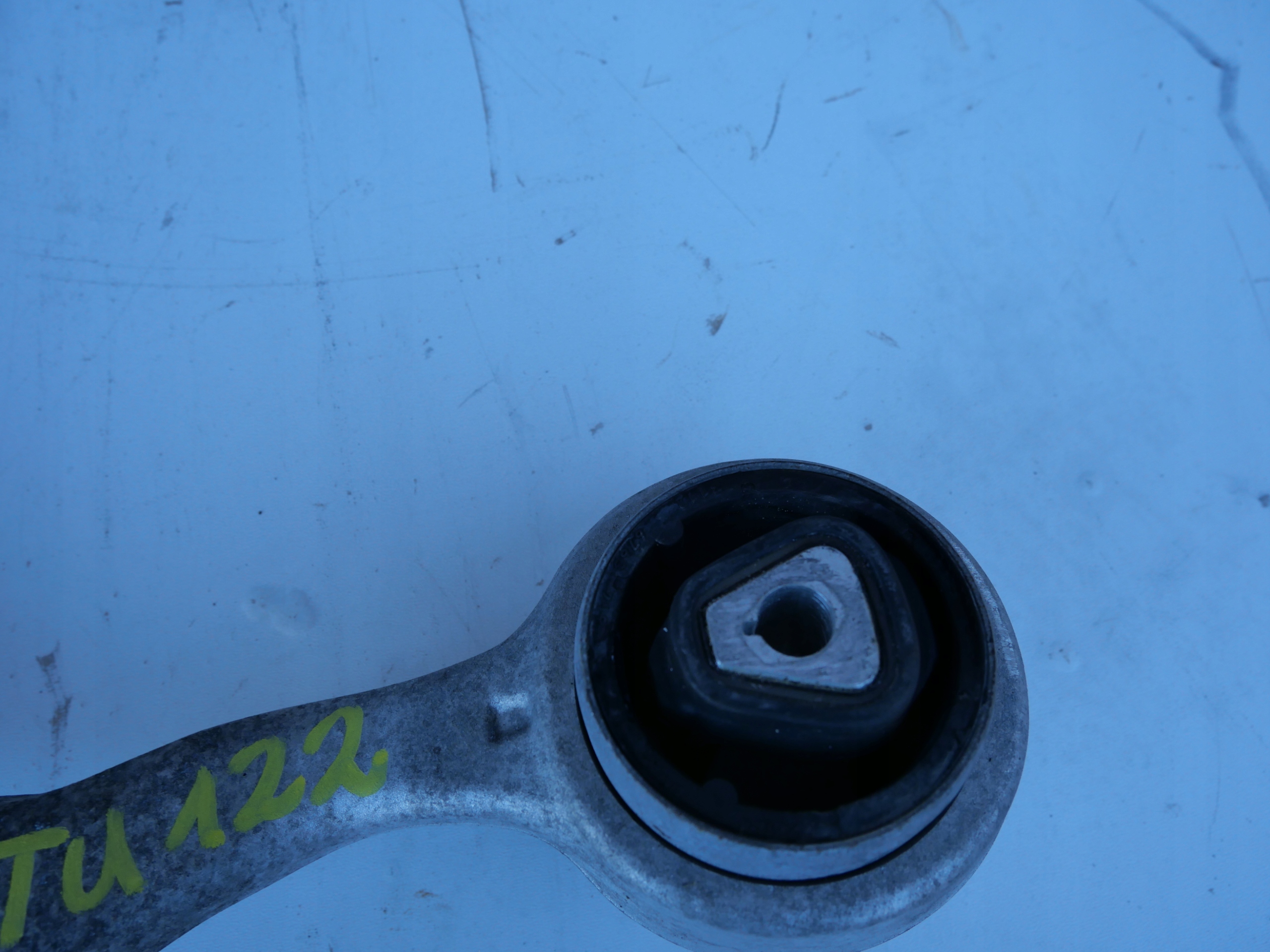 arm front BMW 3 E92 CABRIO 6082T6