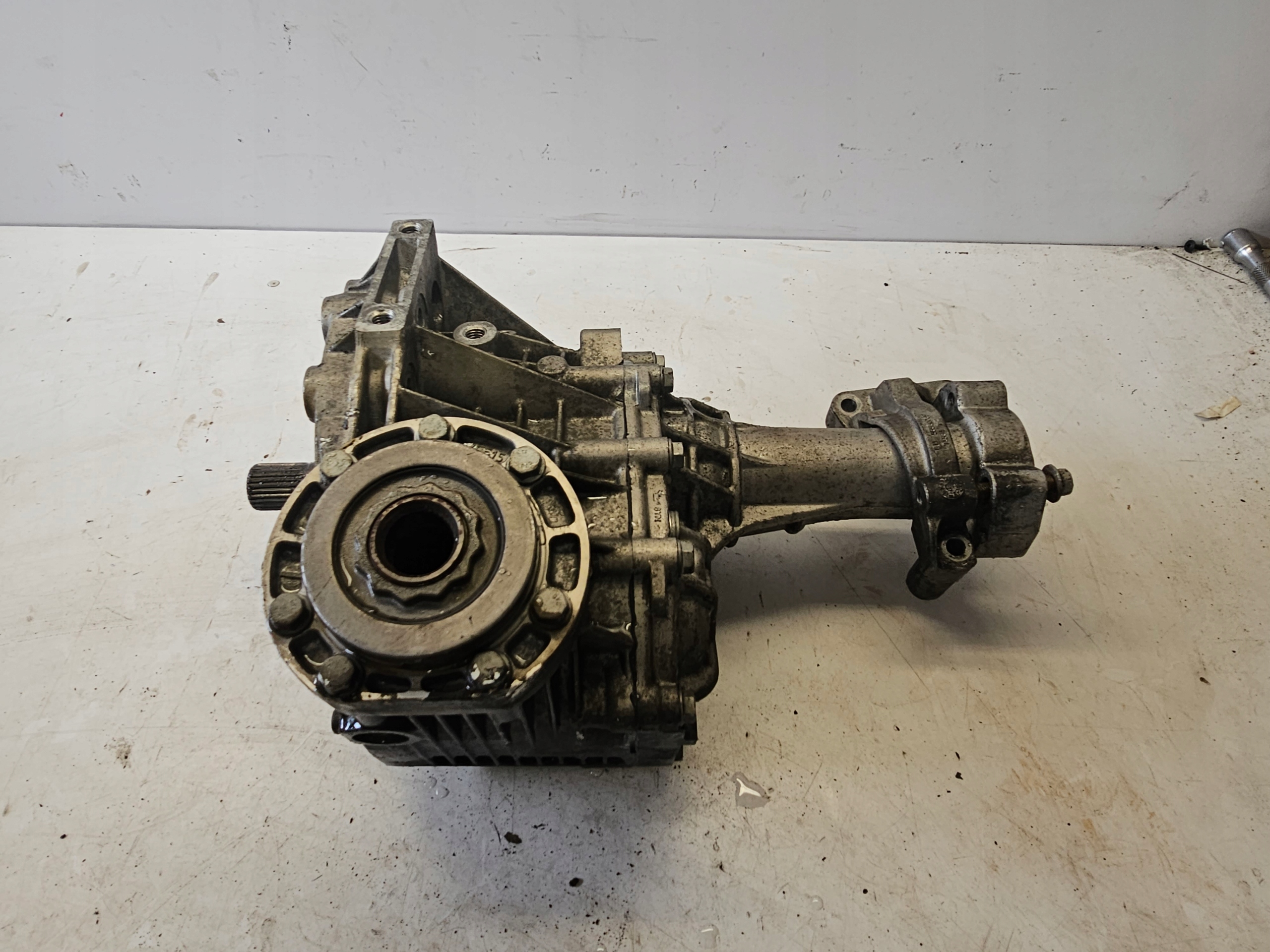 OPEL INSIGNIA A LIFT REDUKTOR 4X4 2.8T AUTOMAT 24259996