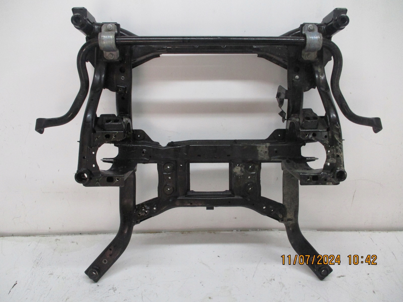 axle beam subframe axle beam JAGUAR F PACE 2,0D L8A2-5C145-AB 23R