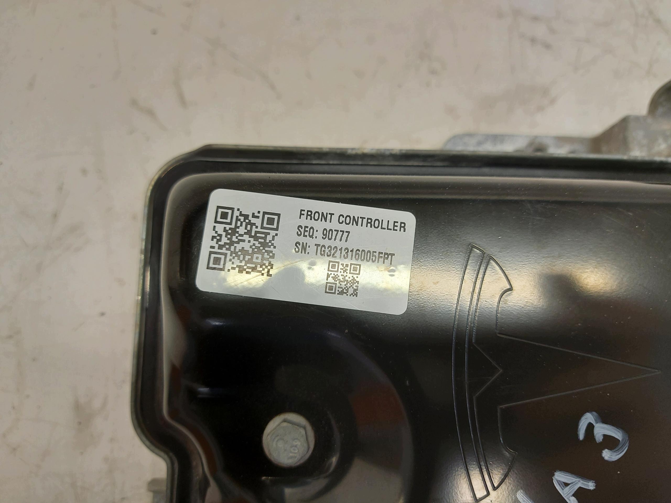 TESLA MODEL 3 2022r module control unit komfortu 1569303-00-A