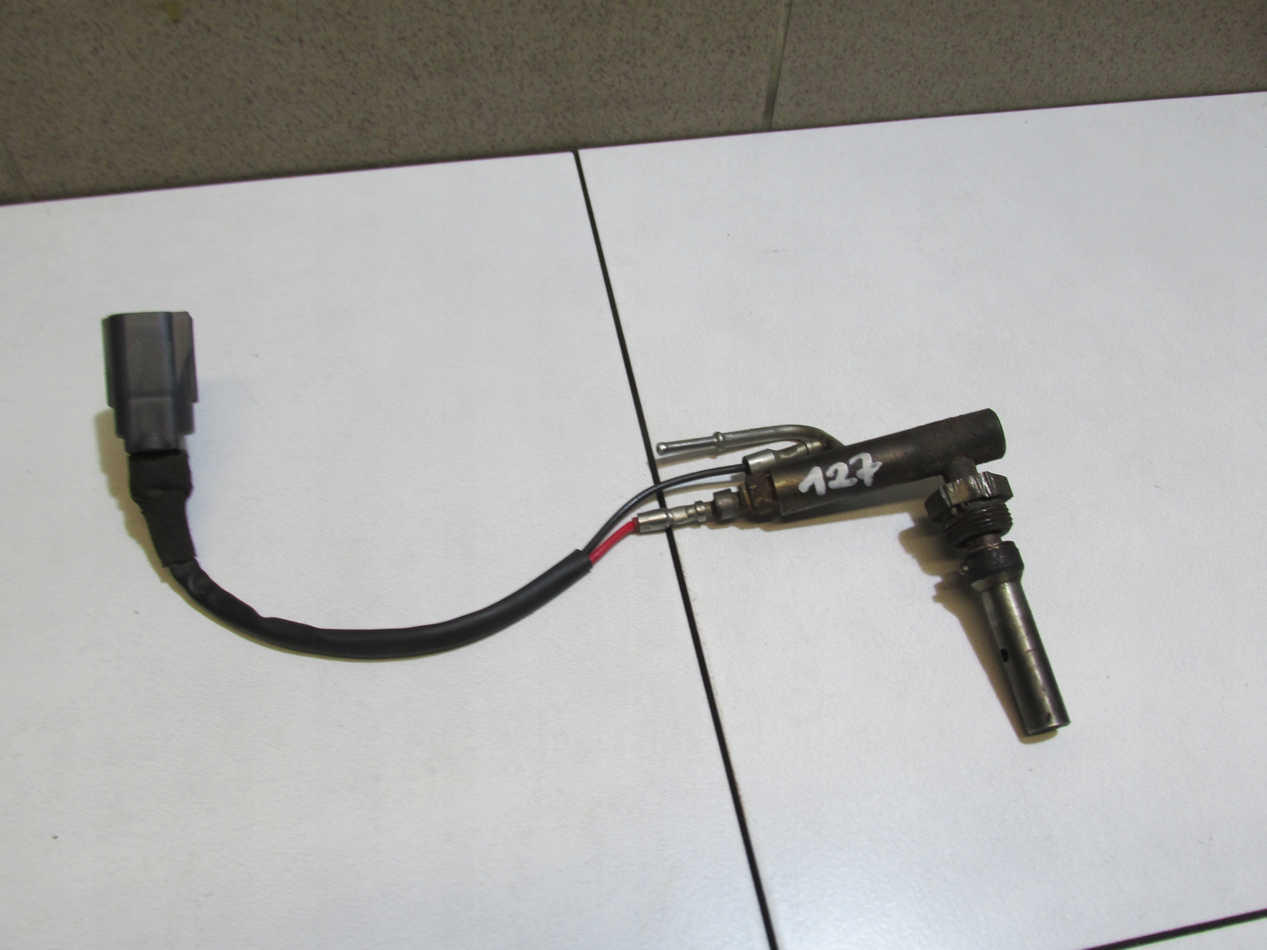 AV61-91540-BF - СВЕЧА DPF ТОПЛИВНЫЙ ПАРОВОЙ КЛАПАН C-MAX KUGA 2,0 TDCI