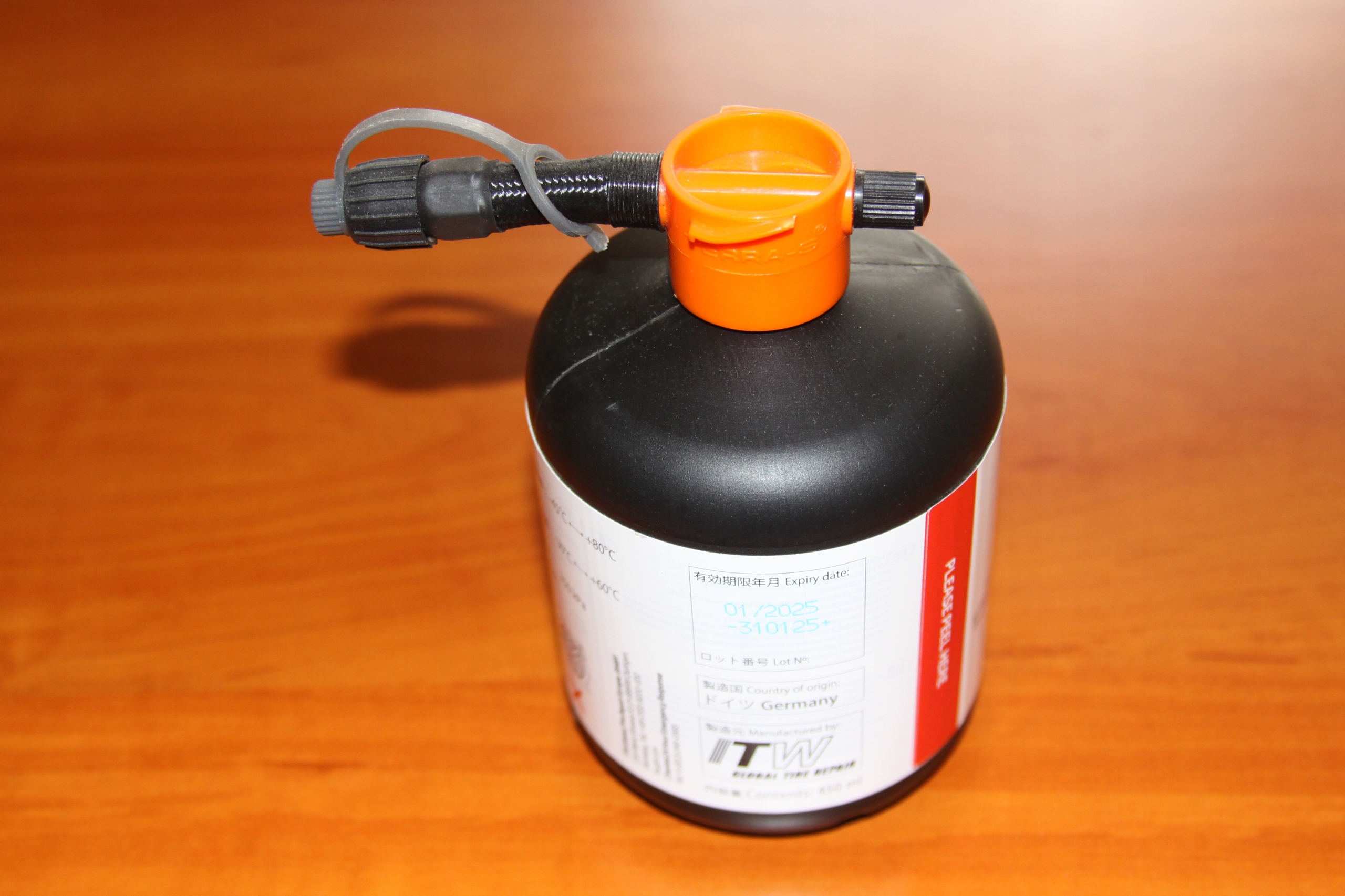 КЛЕЙ ГЕРМЕТИК ДЛЯ РЕМОНТУ ШИН TOYOTA АСОРТІ