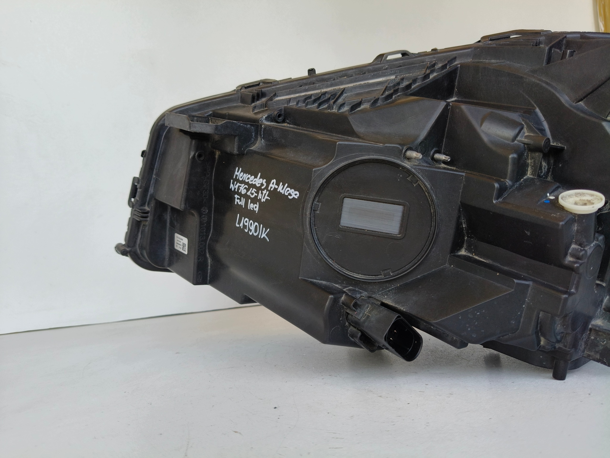 light right REFLEKTOR MERCEDES A-class W176 15- LIFT FULL LED
