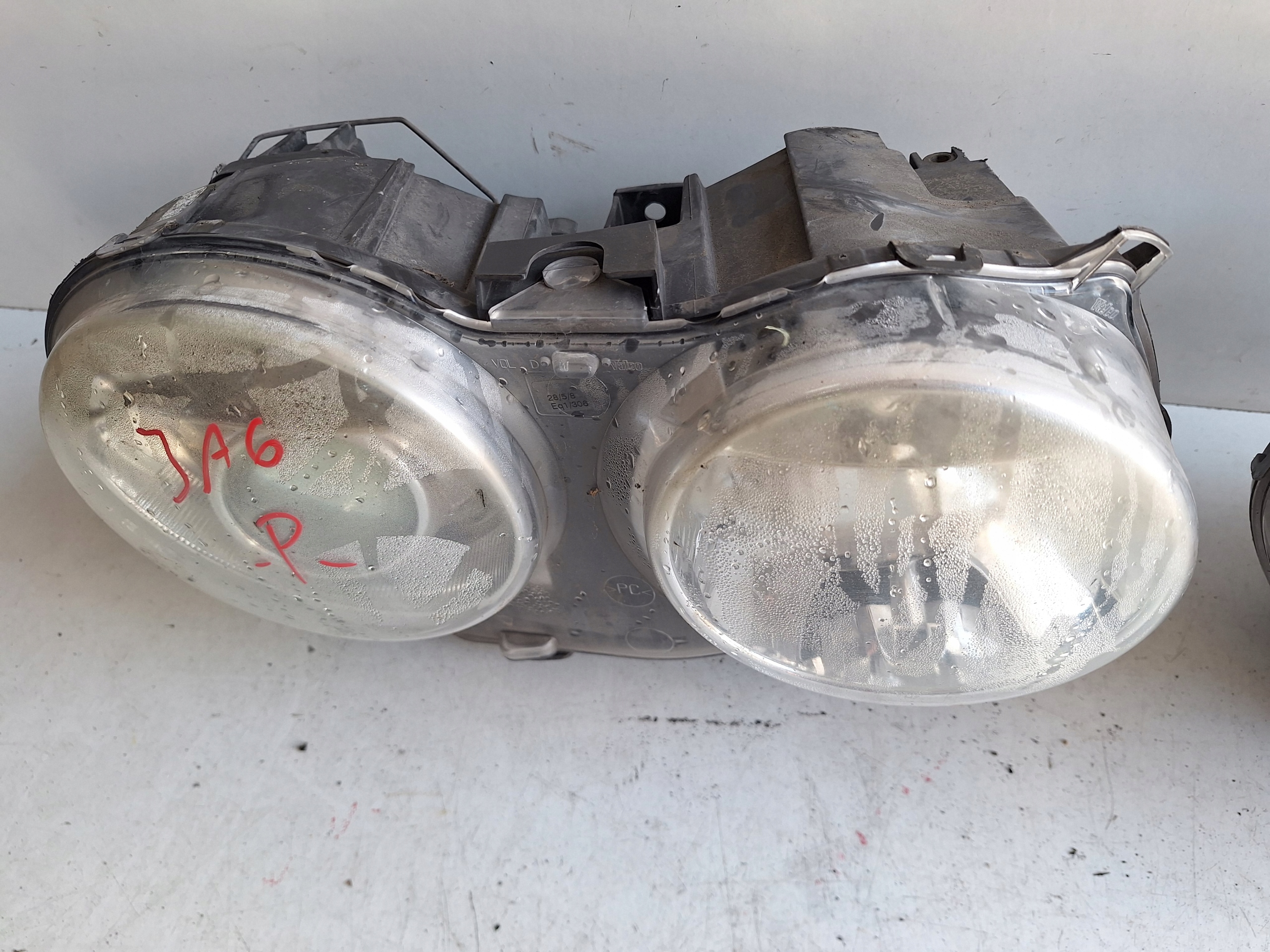JAGUAR XJ VII LIFT 06-09 light left XENON UK