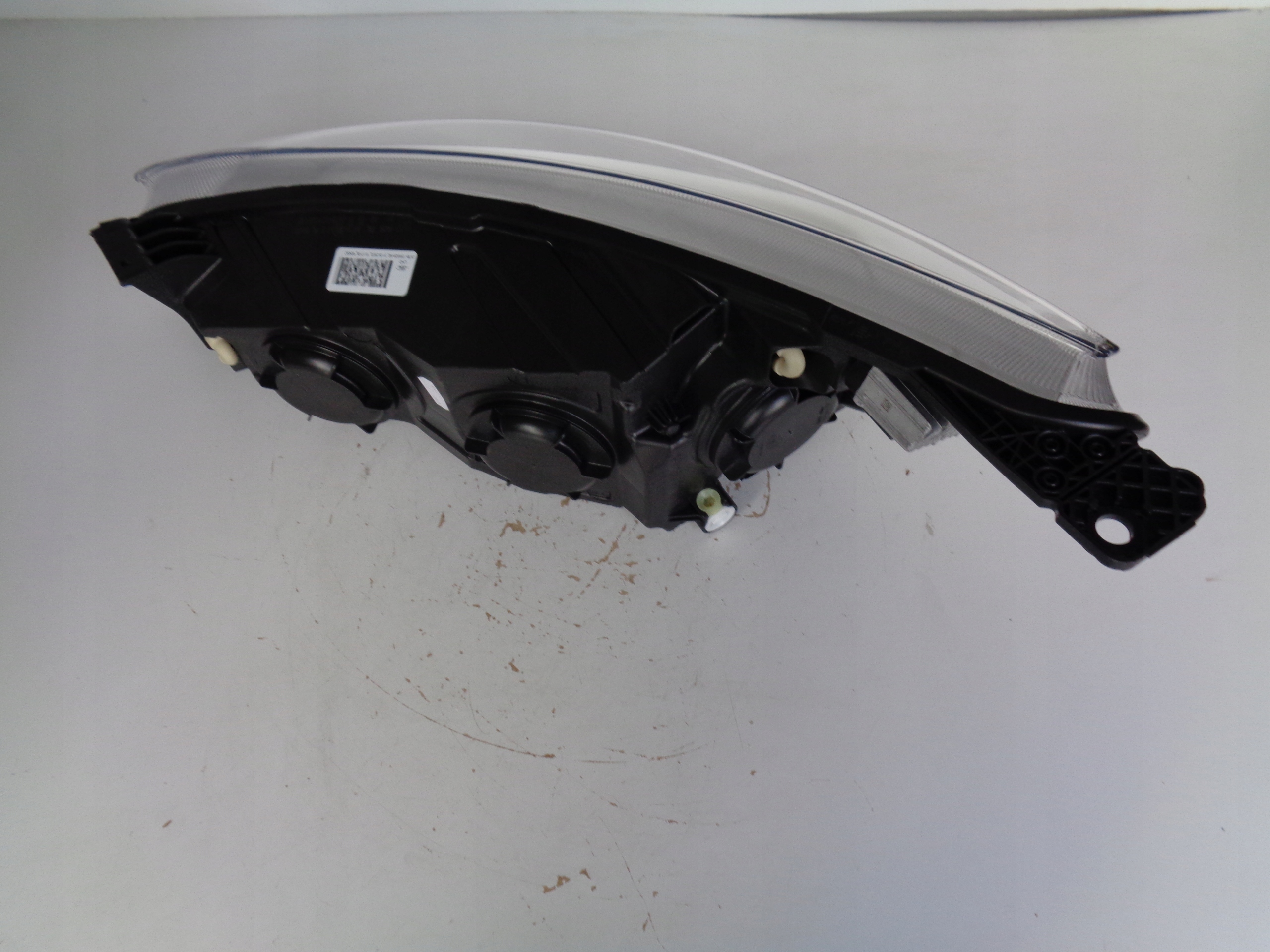 light right REFLEKTOR FORD FOCUS MK4 18- LED