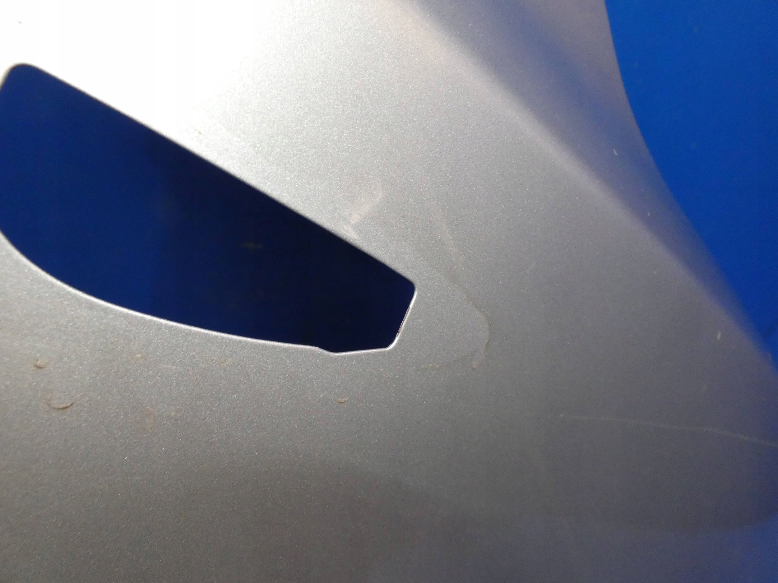 HYUNDAI IX35 blatník pravý předek přední