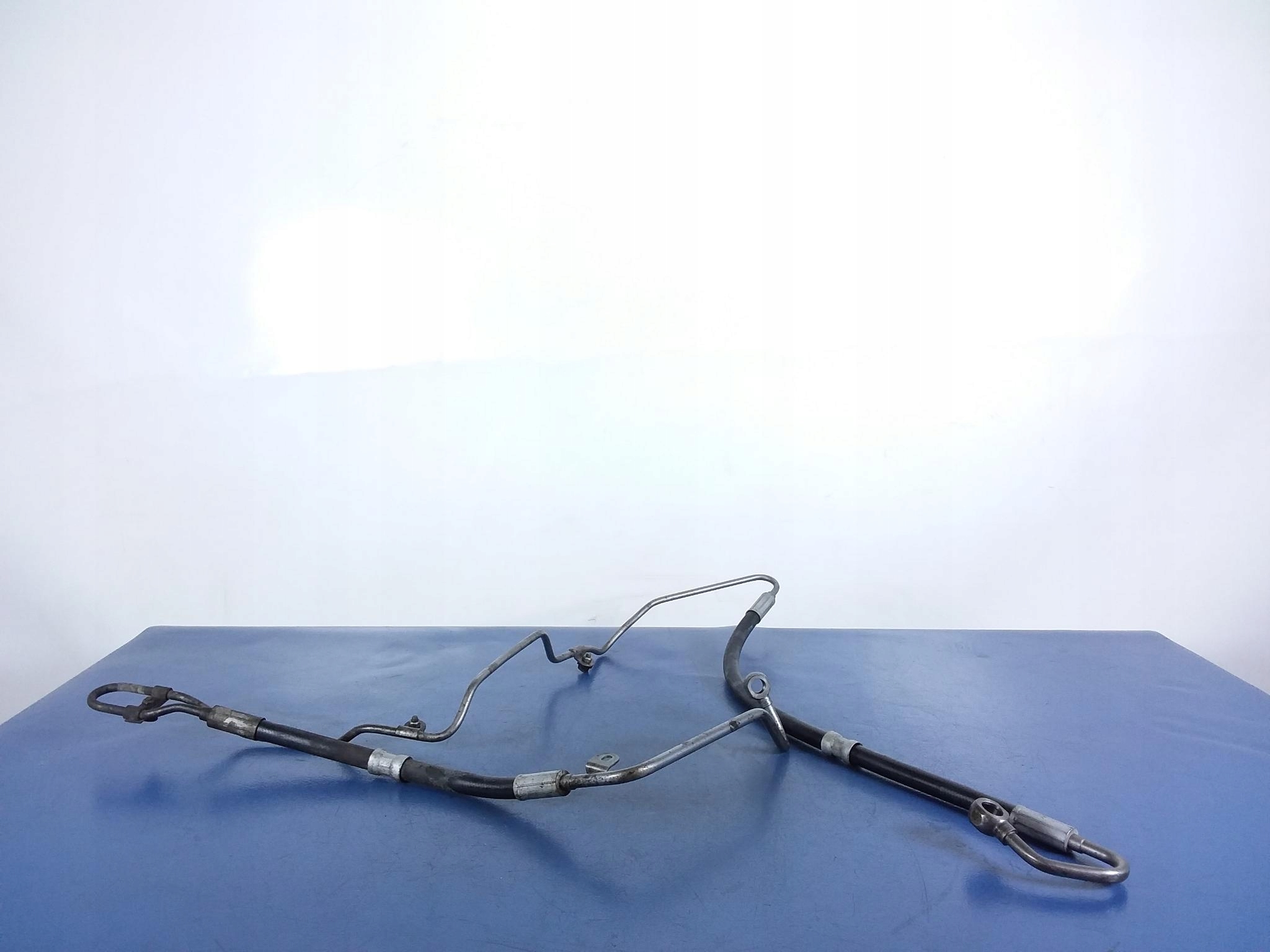 BMW 5 E60 E61 шланг силового агрегата 6775193