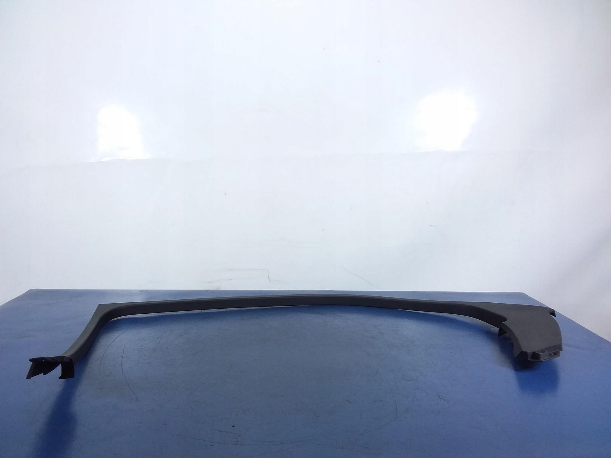 CADILLAC CTS III РАМКА ОКНА ЗАДНЯЯ ПРАВАЯ