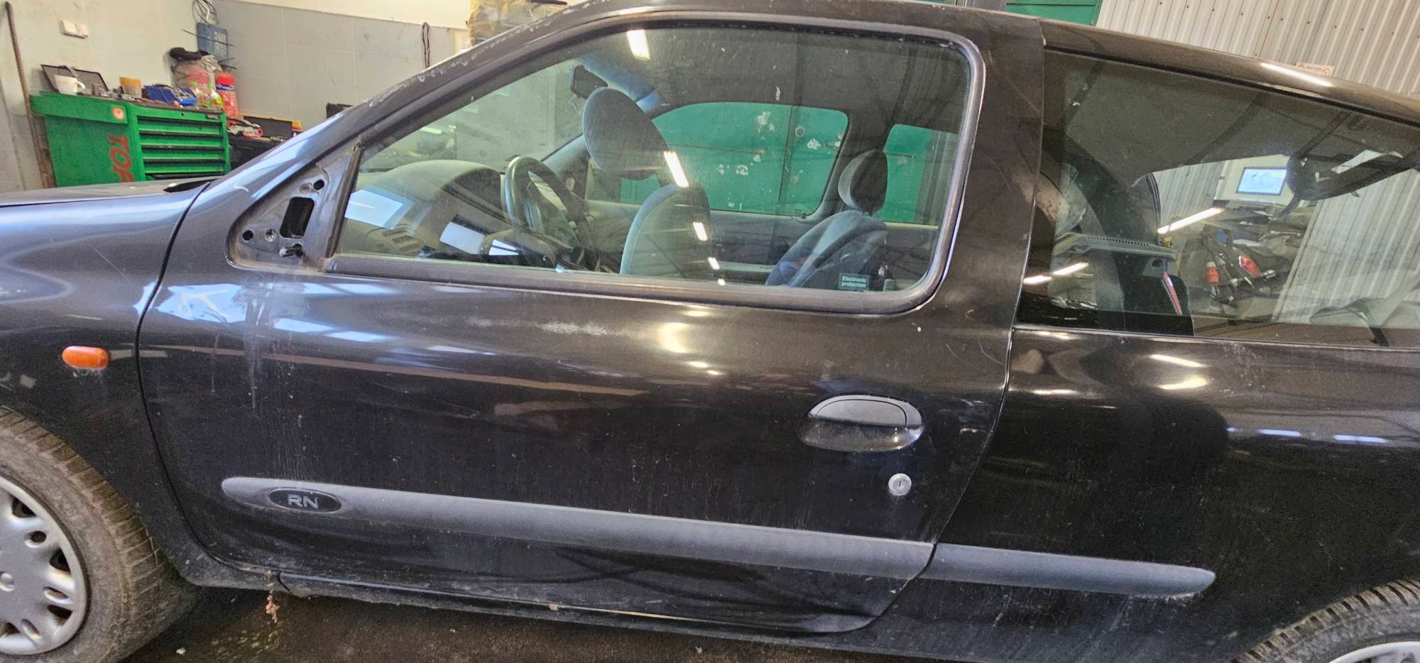 door left front NV676 RENAULT CLIO II