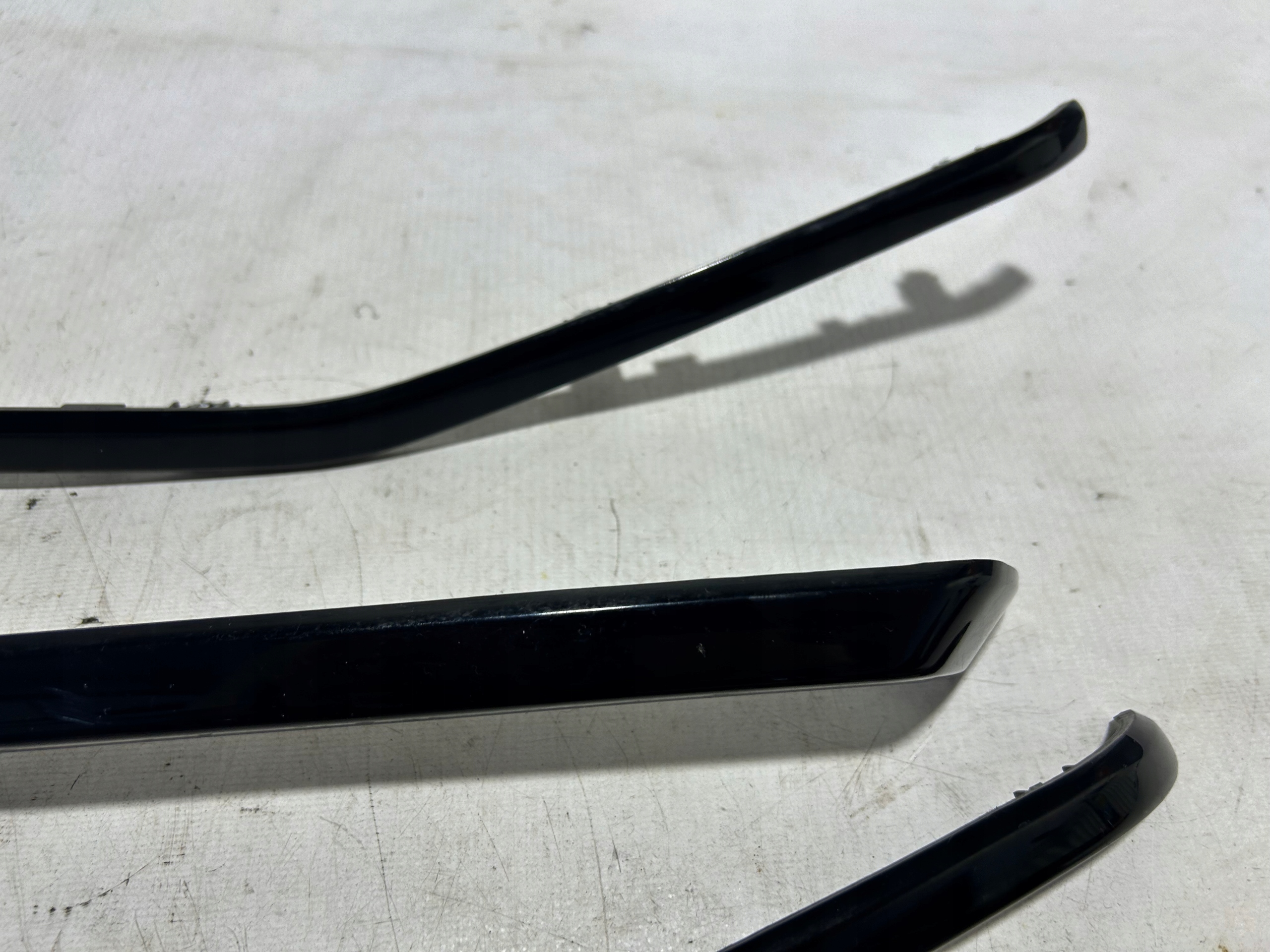 MERCEDES W212 DEKORY mouldings door KOMPLET