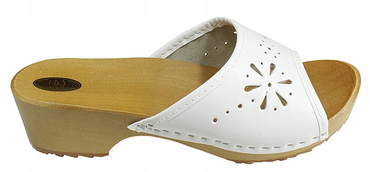 Białe drewniaki damskie D08 39