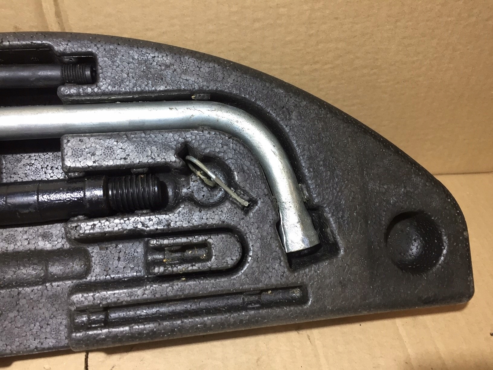 AUDI A8 D4 Reparatursatz lock with key Kugelkopf 4H0012110