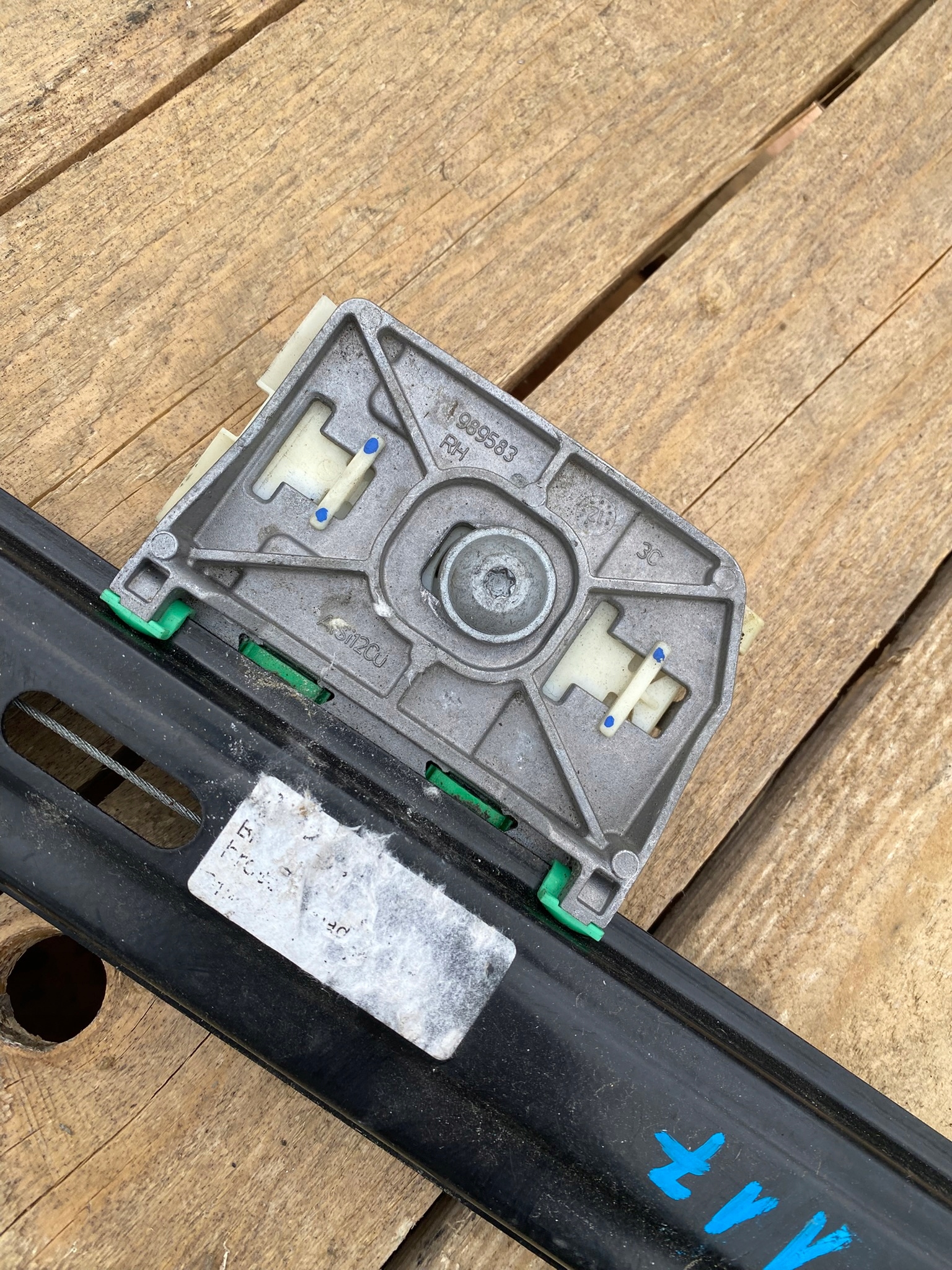mechanism window regulator right front AUDI A5 8T 8T0959802B