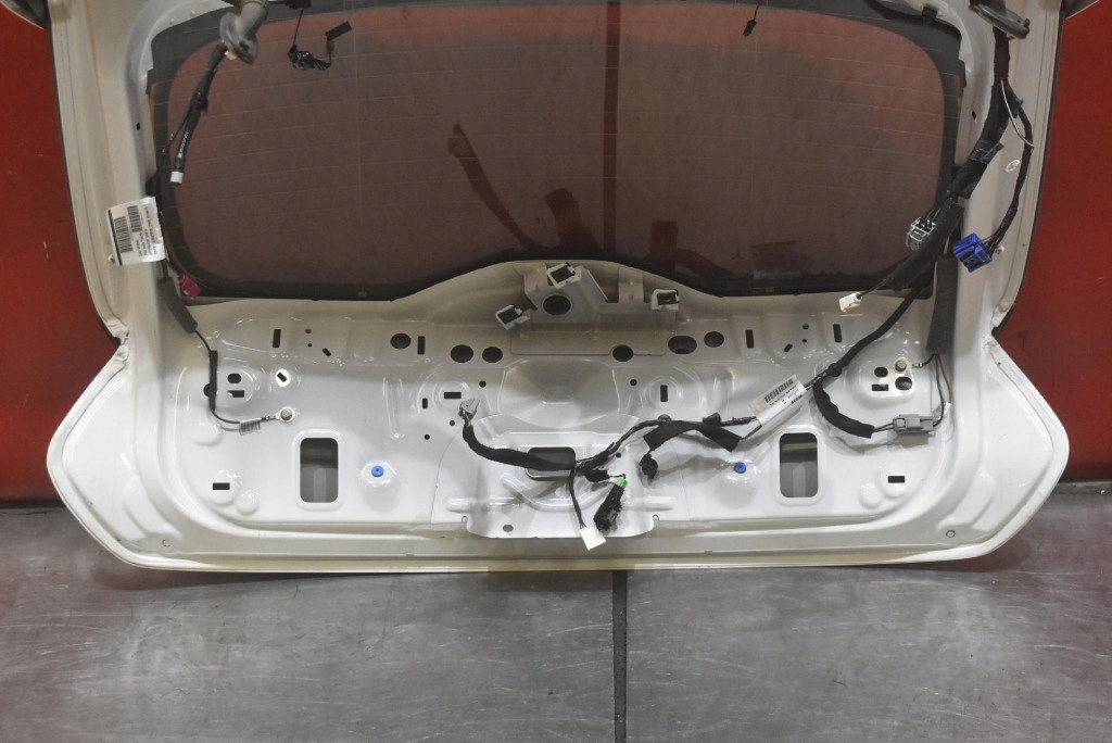 trunk door boot rear part rear WHITE SOLID VOLVO V40 2 II 5D HB 12-16