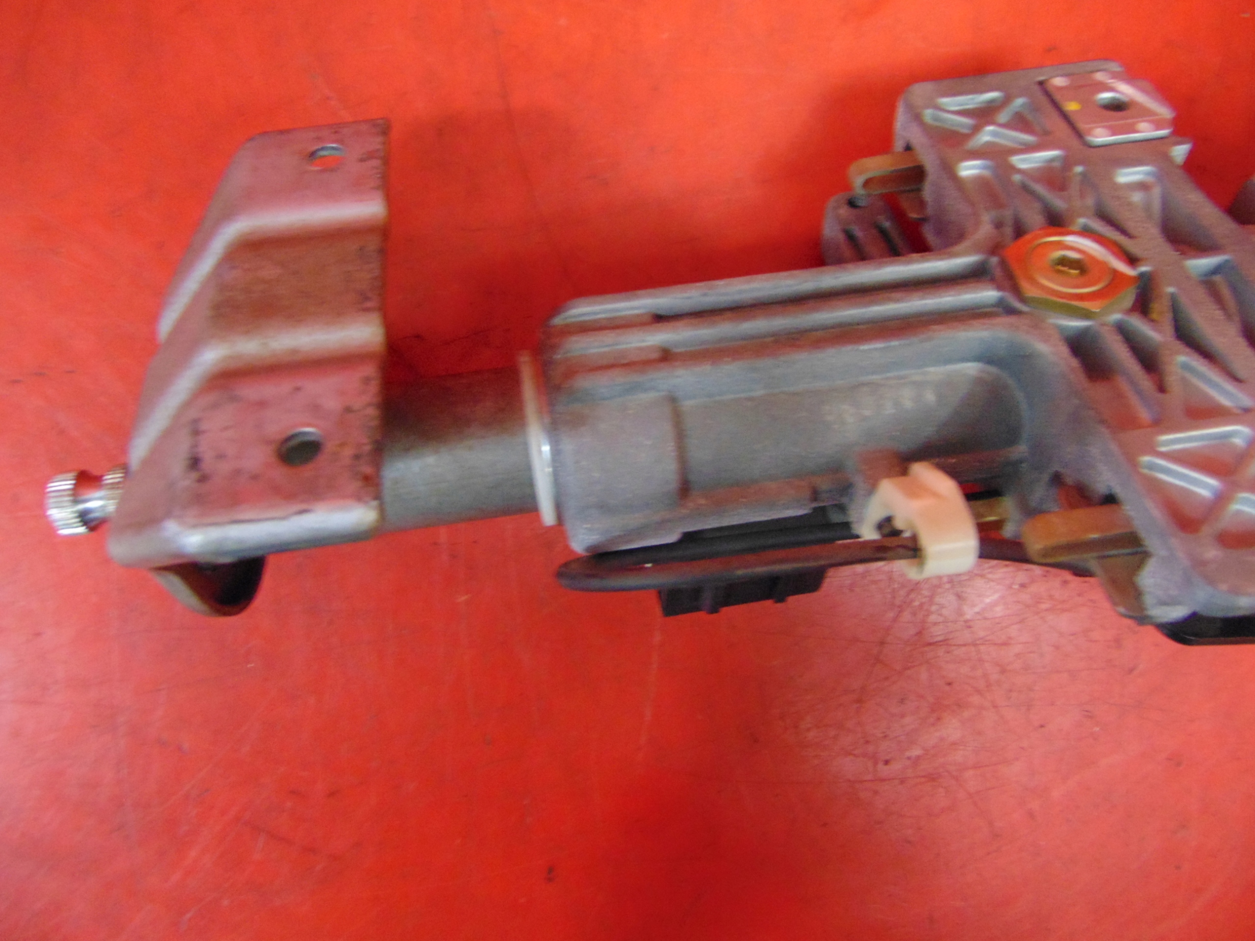 HYUNDAI SANTA FE 2 II steering wheel rod blocking