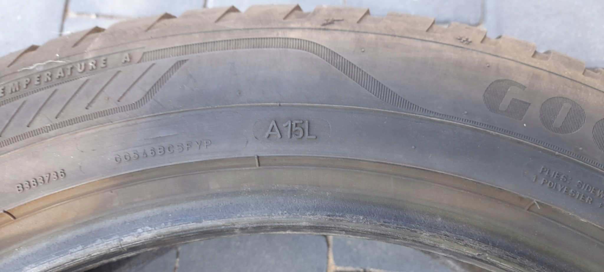 GOODYEAR VECTOR 4SEASONS G3 255/45R19 100W