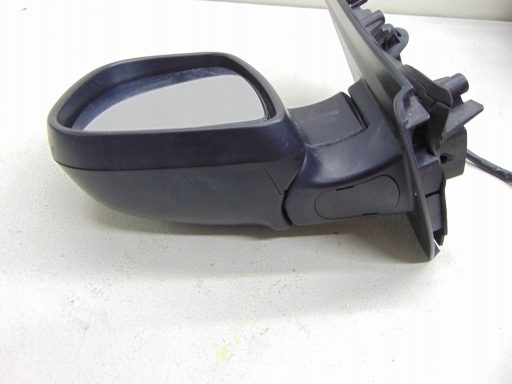 PSA LUSTERKO LEWE 9 PIN Producent części Groupe PSA