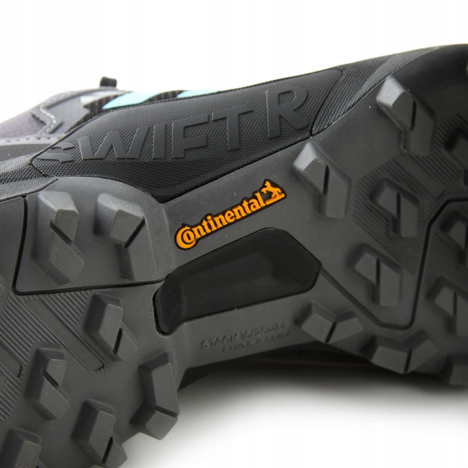 Buty damskie ADIDAS TERREX GTX trekkingowe 40 2/3 Model Terrex Swift R3 GTX