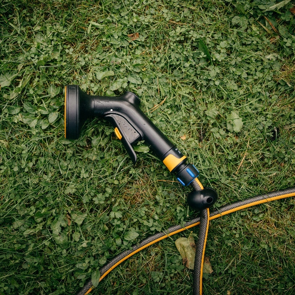 FISKARS Solid Pistolet zraszający multi 1070836 Kod producenta 1070836