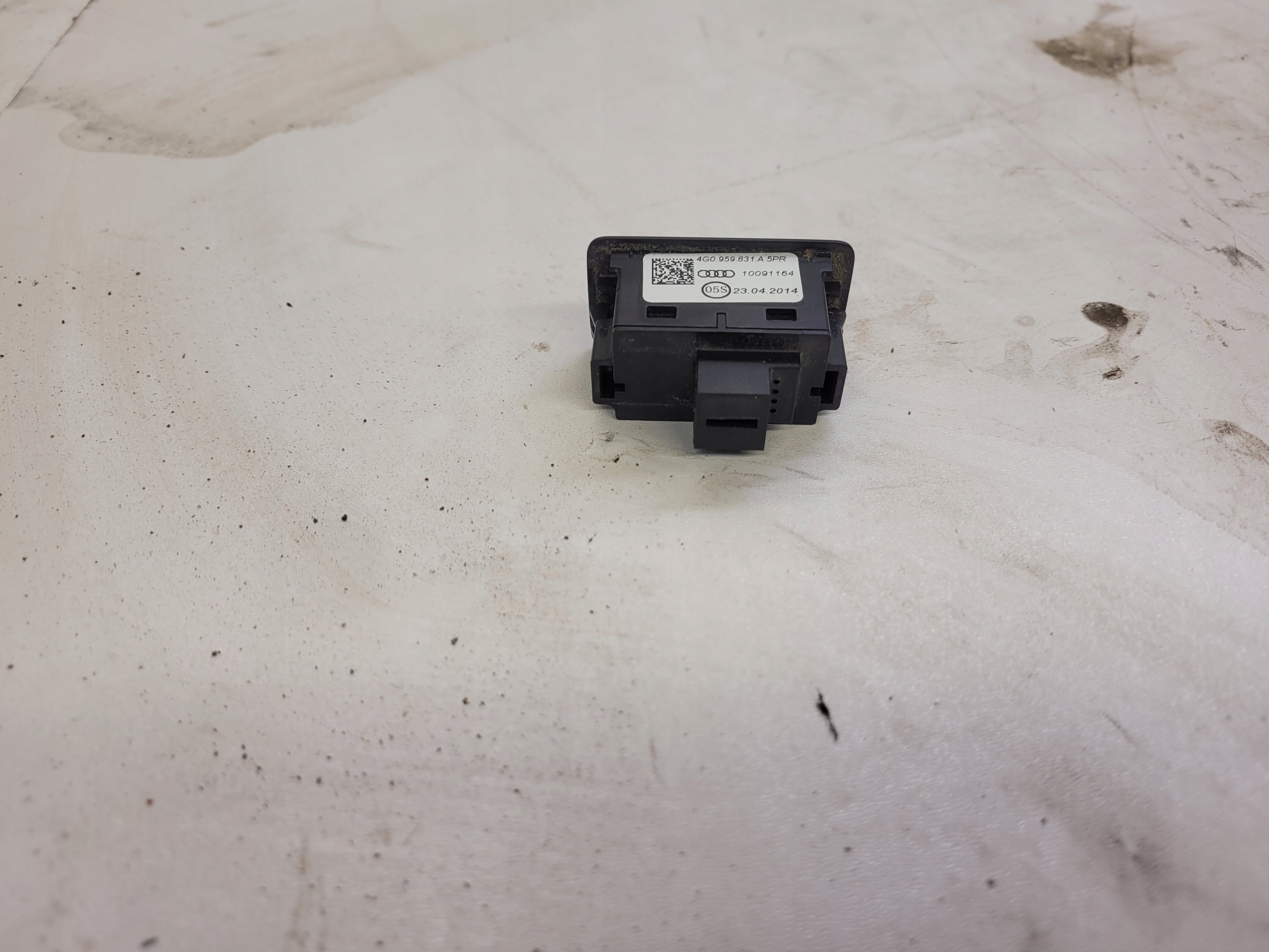 opening control switch bonnet AUDI A4 A5 4G0959831A