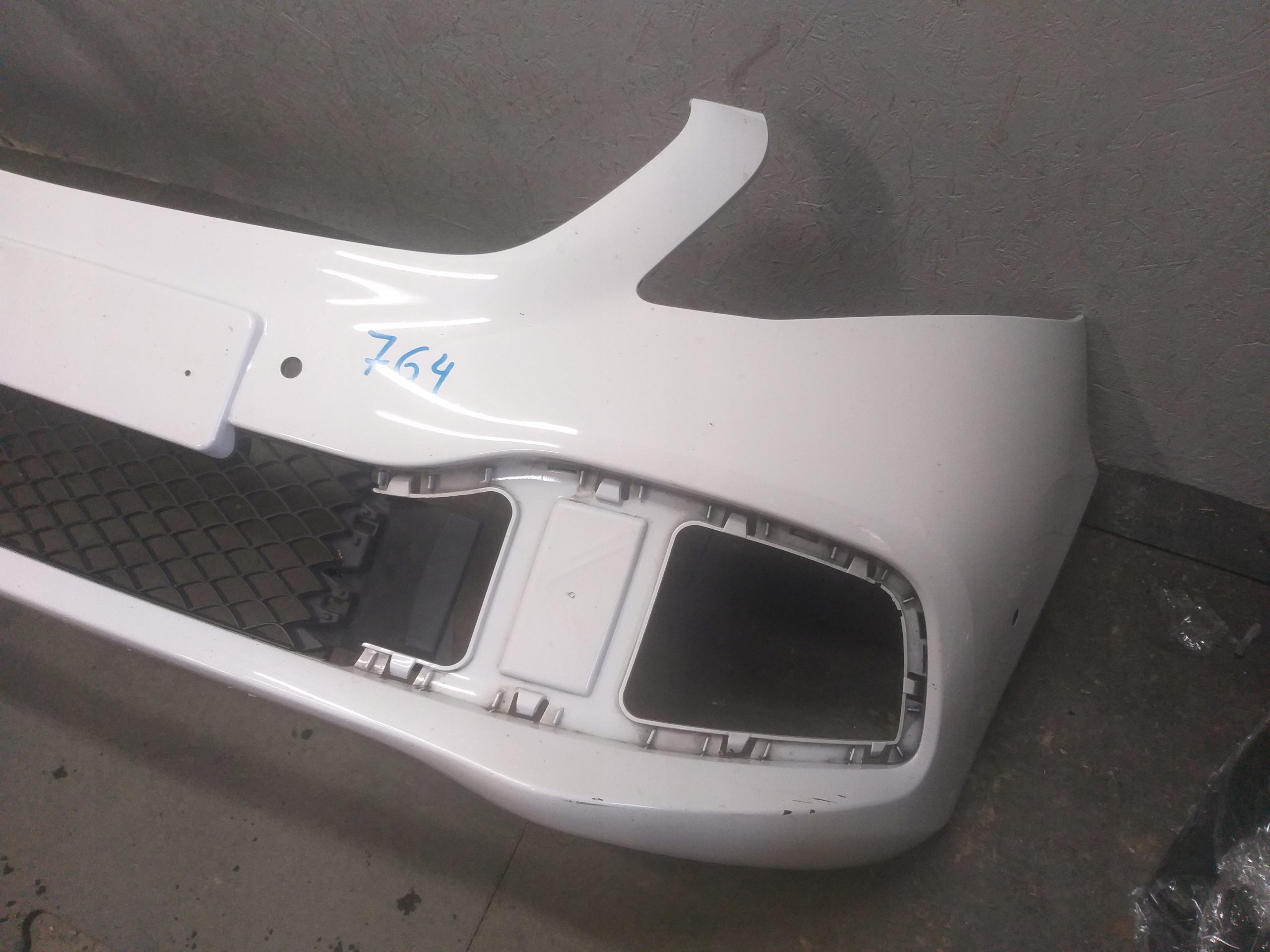 bumper front MERCEDES V class W447 LIFT