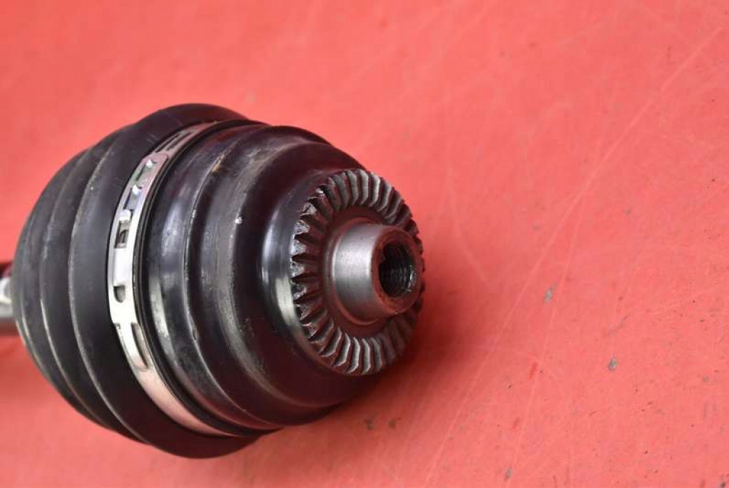 semi-axis left front AUTOMAT 7591681 BMW X1 E84 3.0i 305 KM XDRIVE 12-15