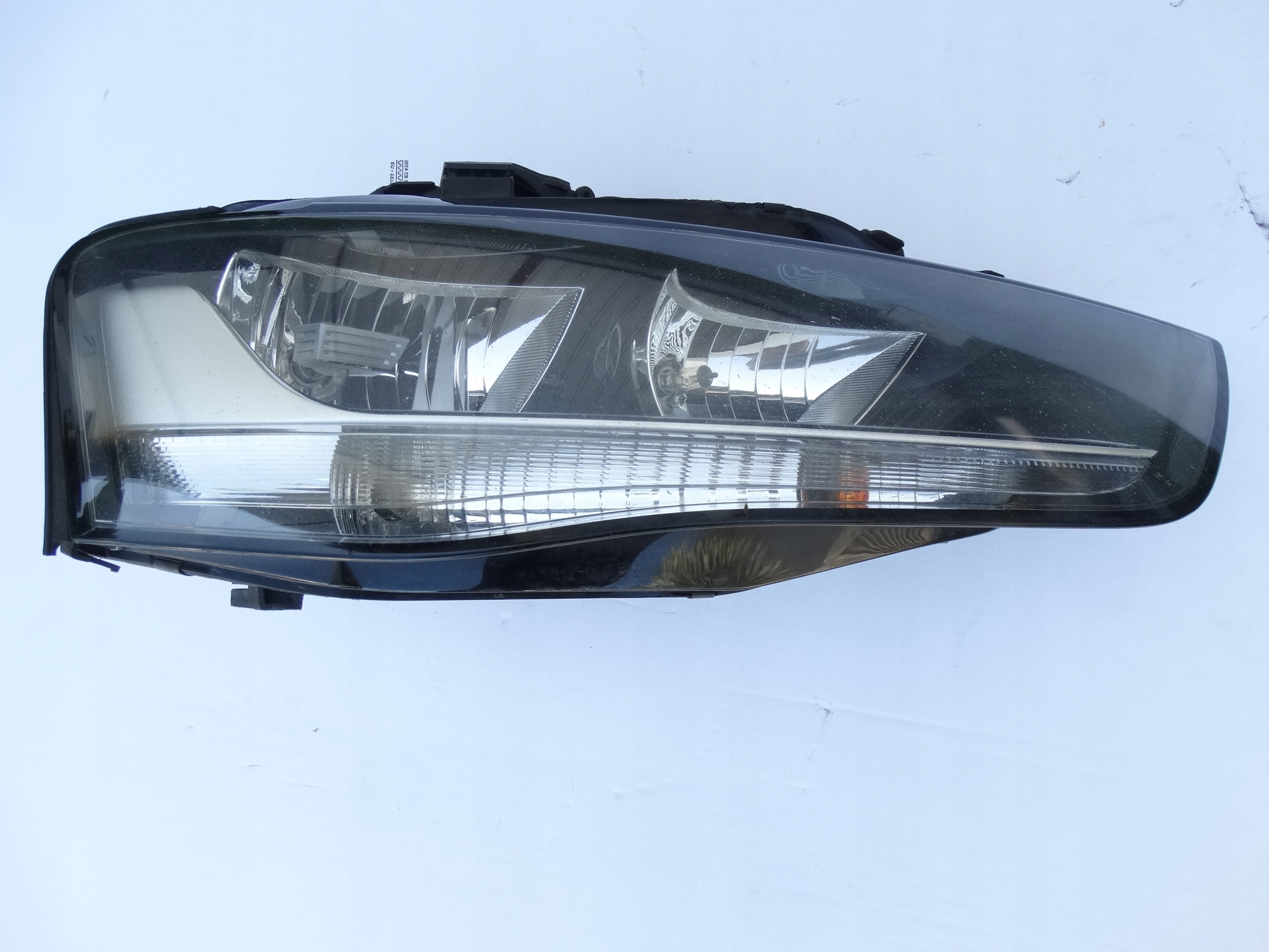 AUDI A4 B8 LIFT 12-15 light right front front right of the gripping CALE ORYG.