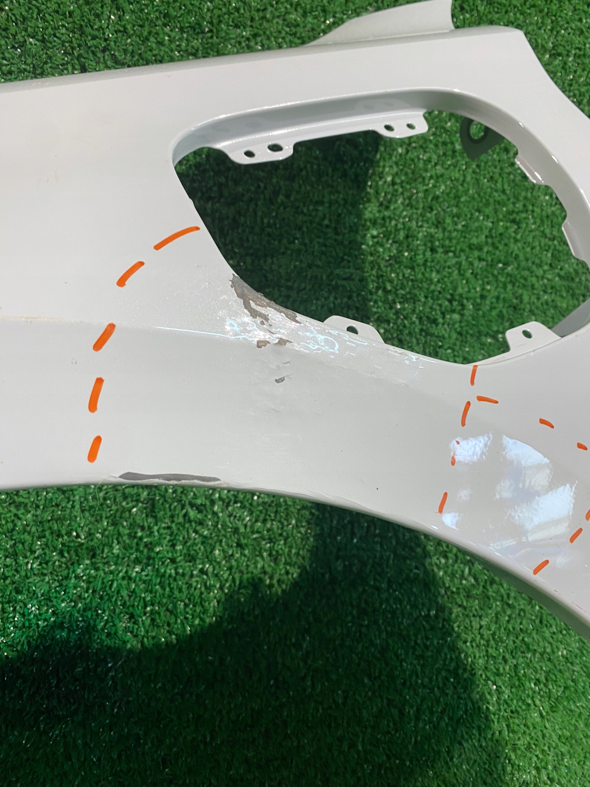 fender front left AUDI A3 8Y HYBRYDA
