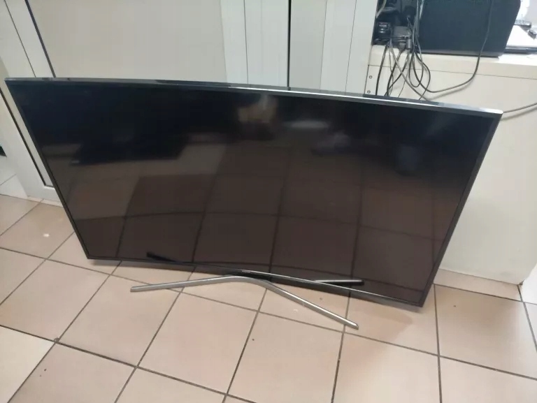 Telewizor LED Samsung UE55MU6172U 55