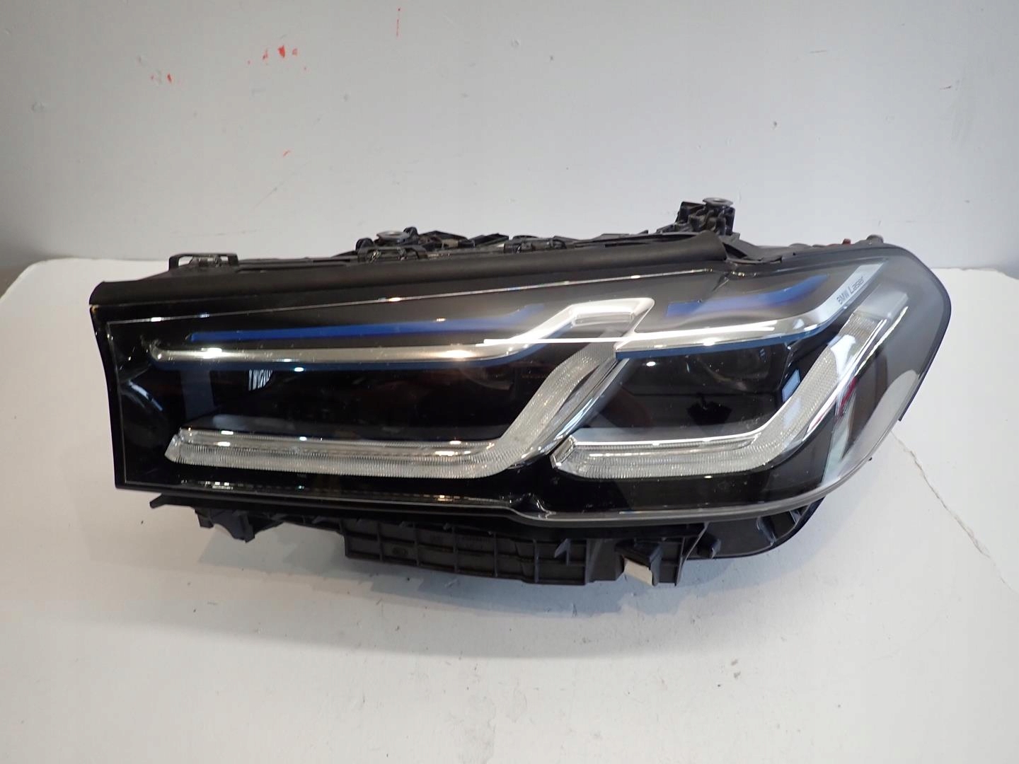 light front front left BMW 5 G30 G31 LIFT 2020- LASER 5A388D5-02