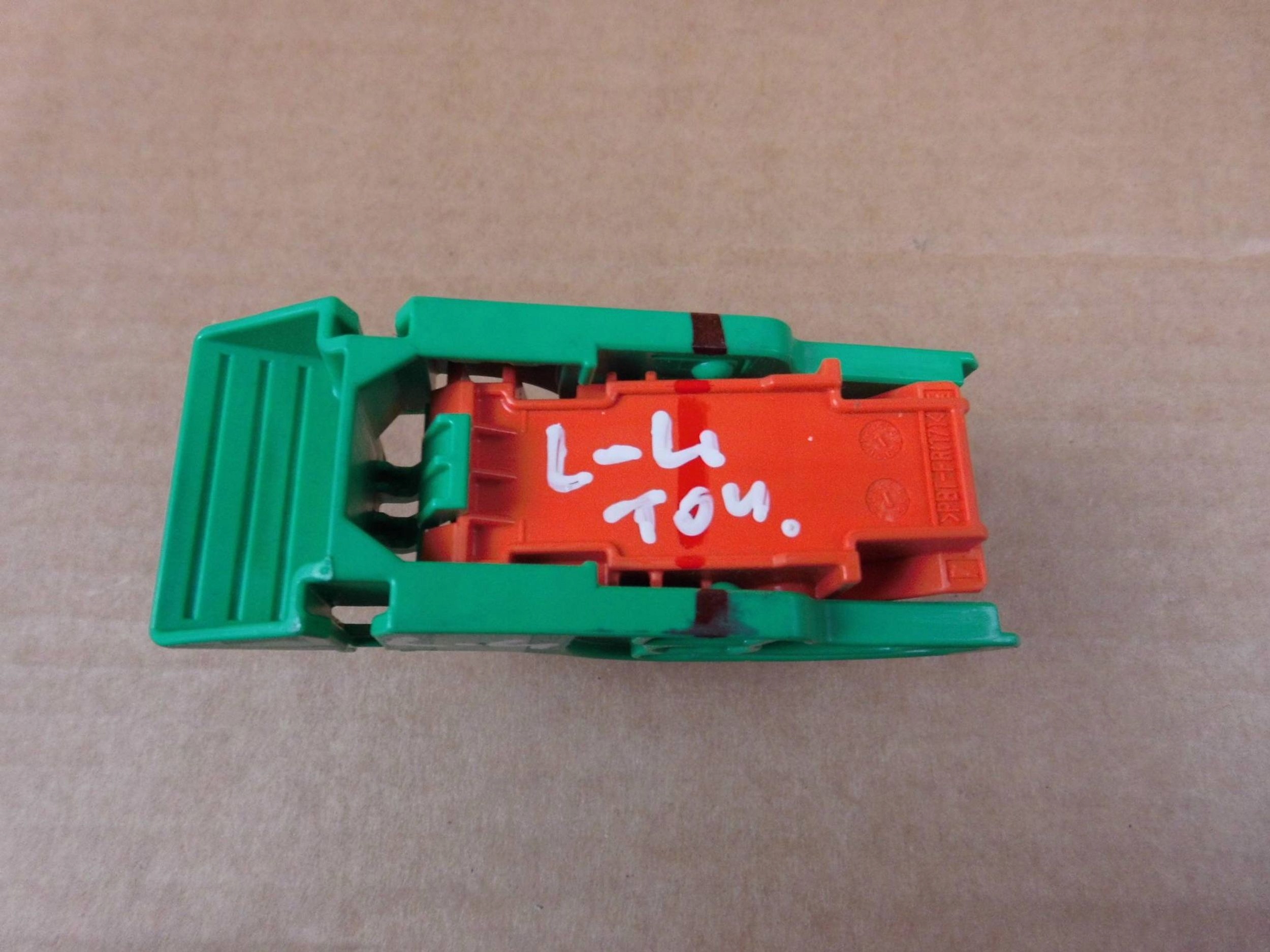 Mitsubishi Outlander III PHEV fuse baterii 9499F054