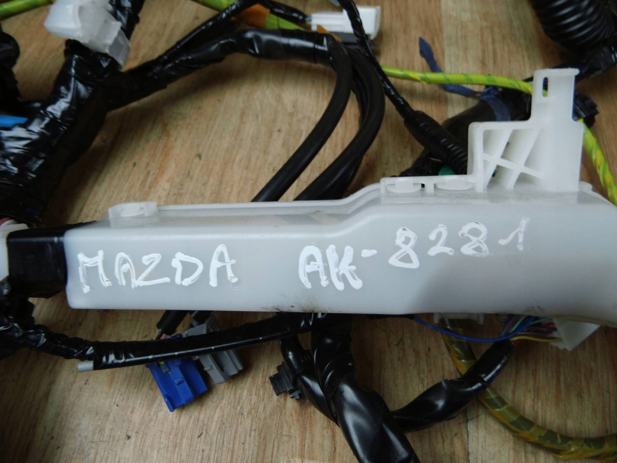 Mazda 3 III BM cables bundle wiring electrical BPM8-67-050