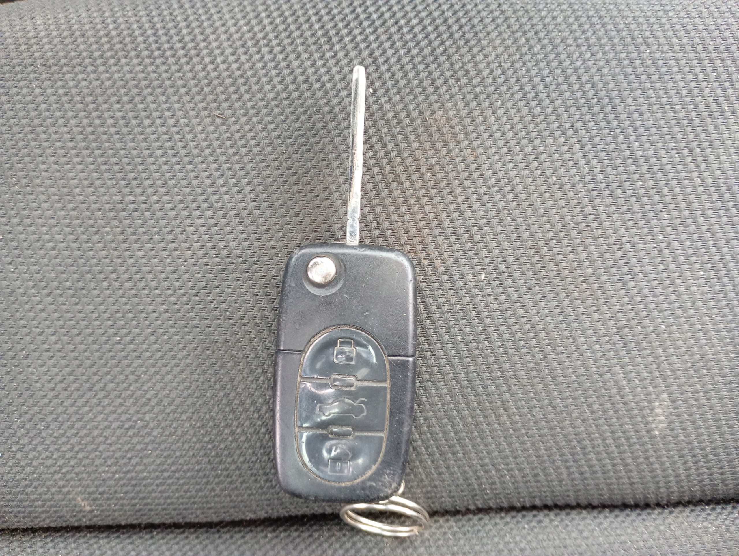 Audi A4 B6 00-06 ignition Z KLUCZYKIEM 2.4