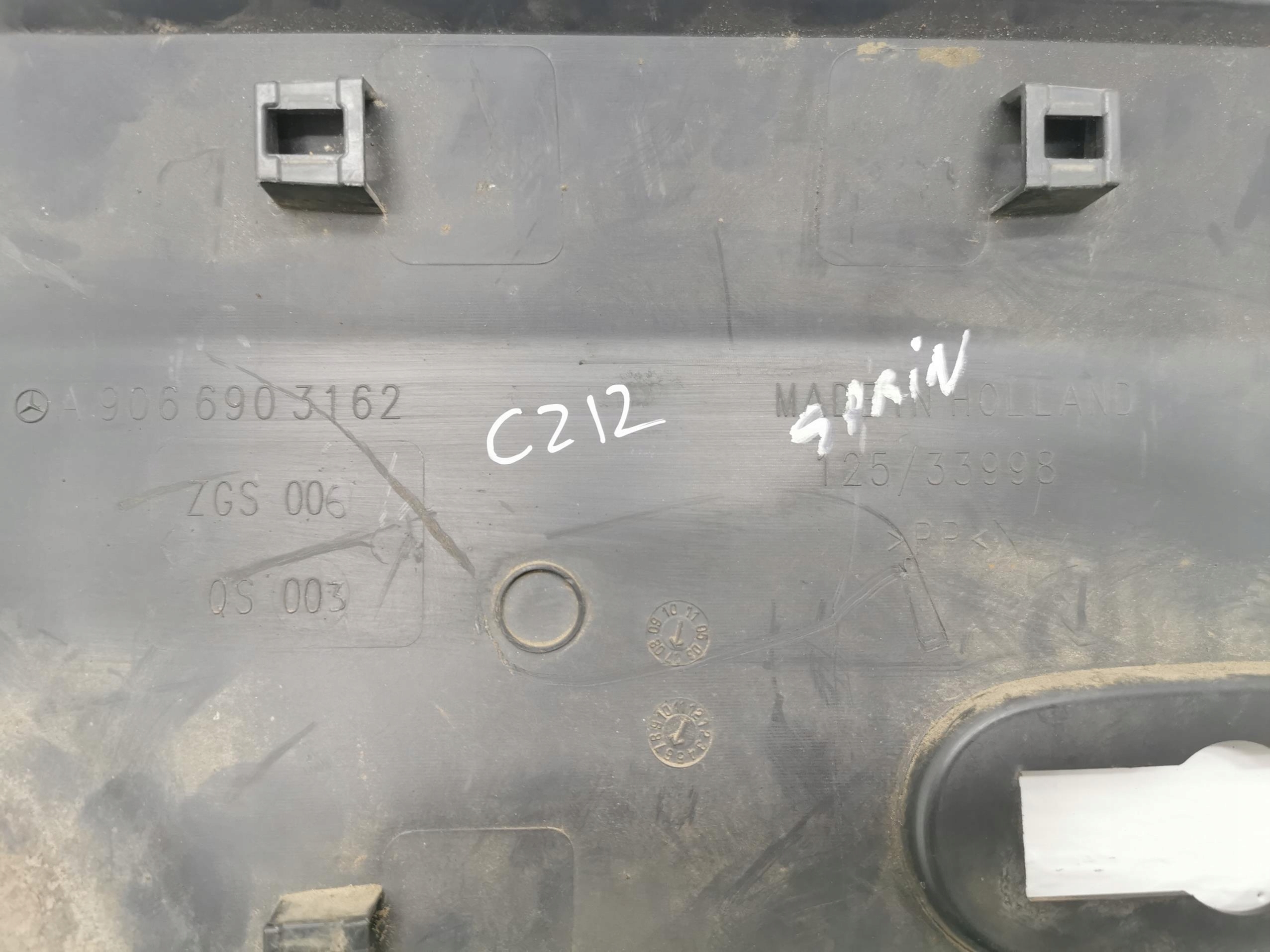 moulding left rear part MERCEDES SPRINTER W906 A9066903162
