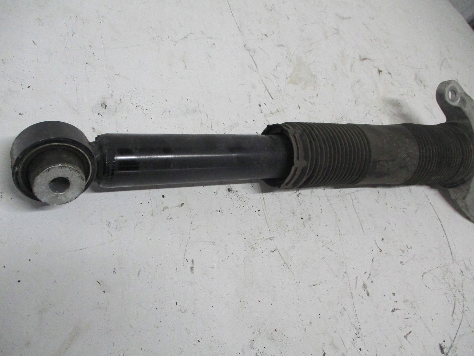 STOSSDÄMPFER AMOR RANGE ROVER EVOQUE II 1,5HYB L8D2-18A116 L8D218A145