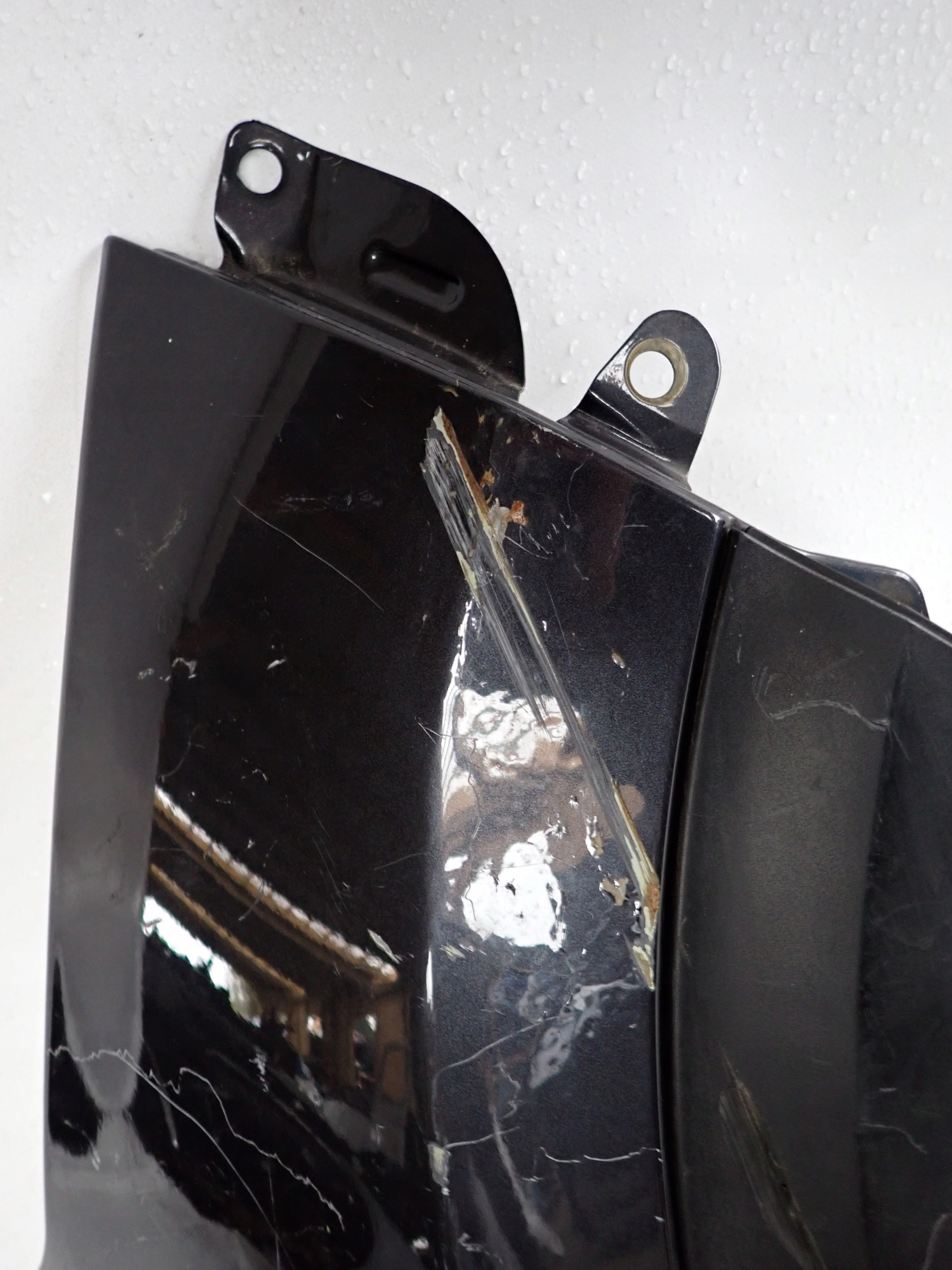 KIA NIRO 16- fender right front front moulding