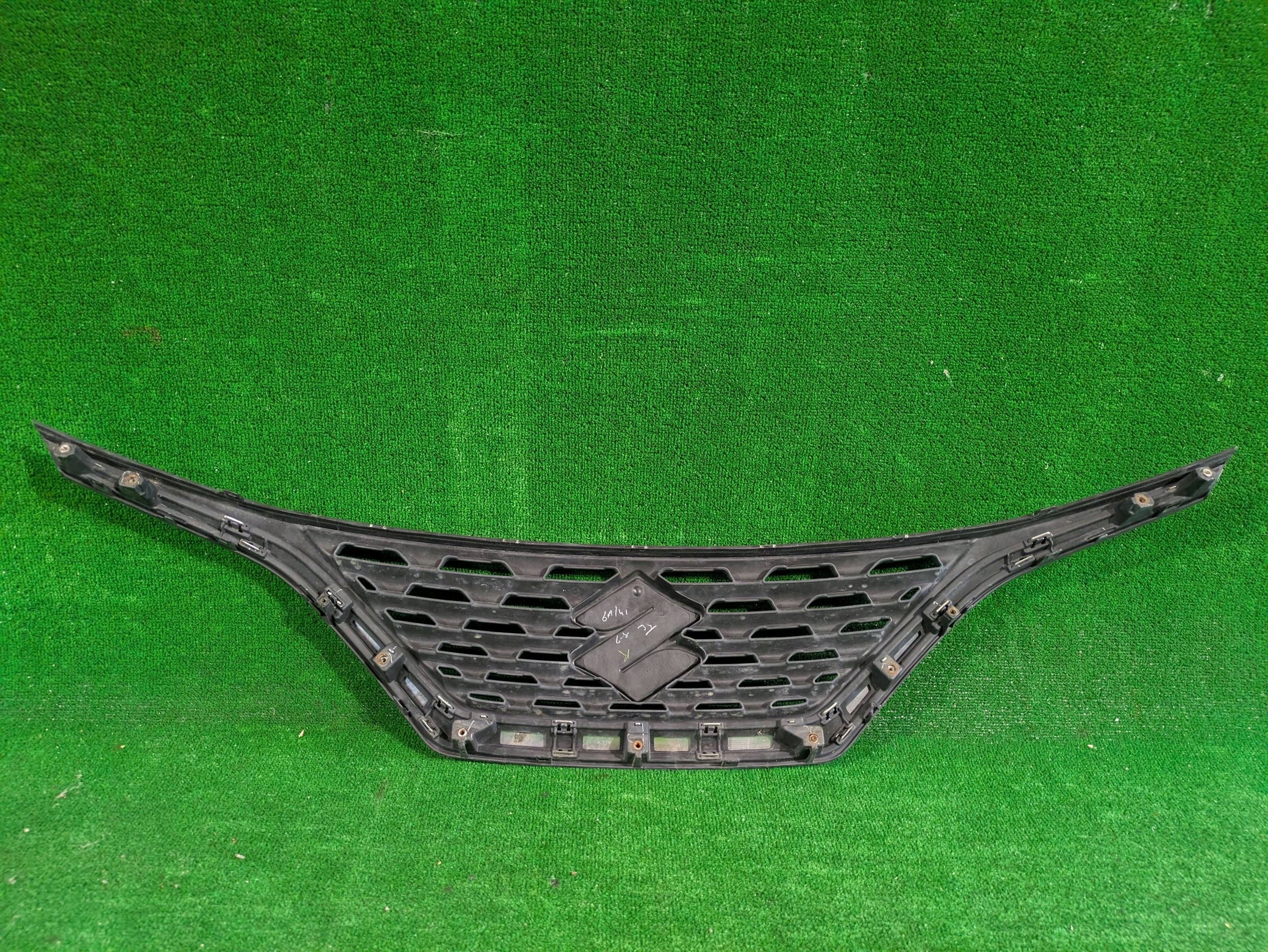 grill grille radiator SUZUKI BALENO II NR.A124