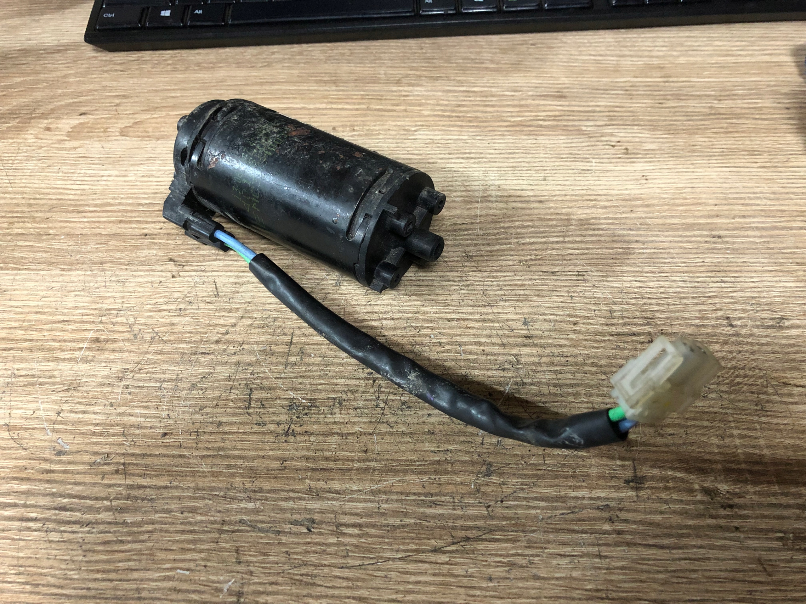 8398810 регулировка сиденья мотор передняя задняя BMW Z3