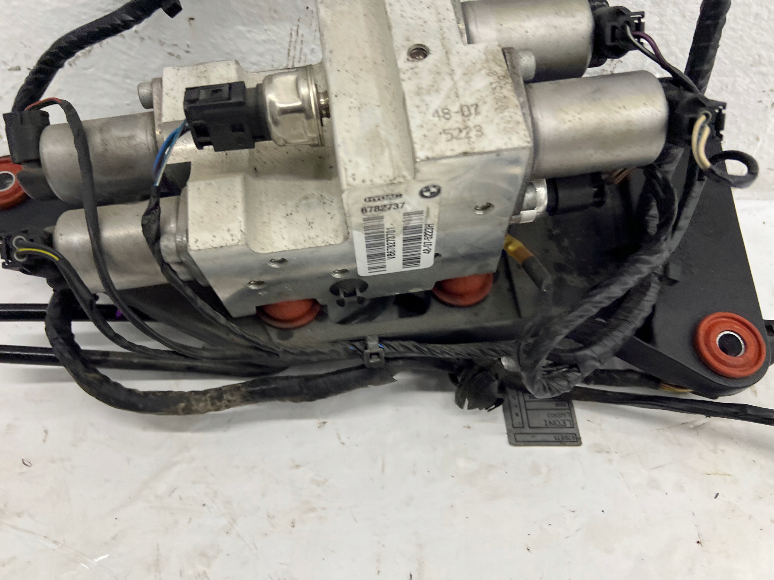 BMW X5 E70 X6 E71 Pompa BLOK ZAWOROWY DYNAMIC DRIVE 6782737
