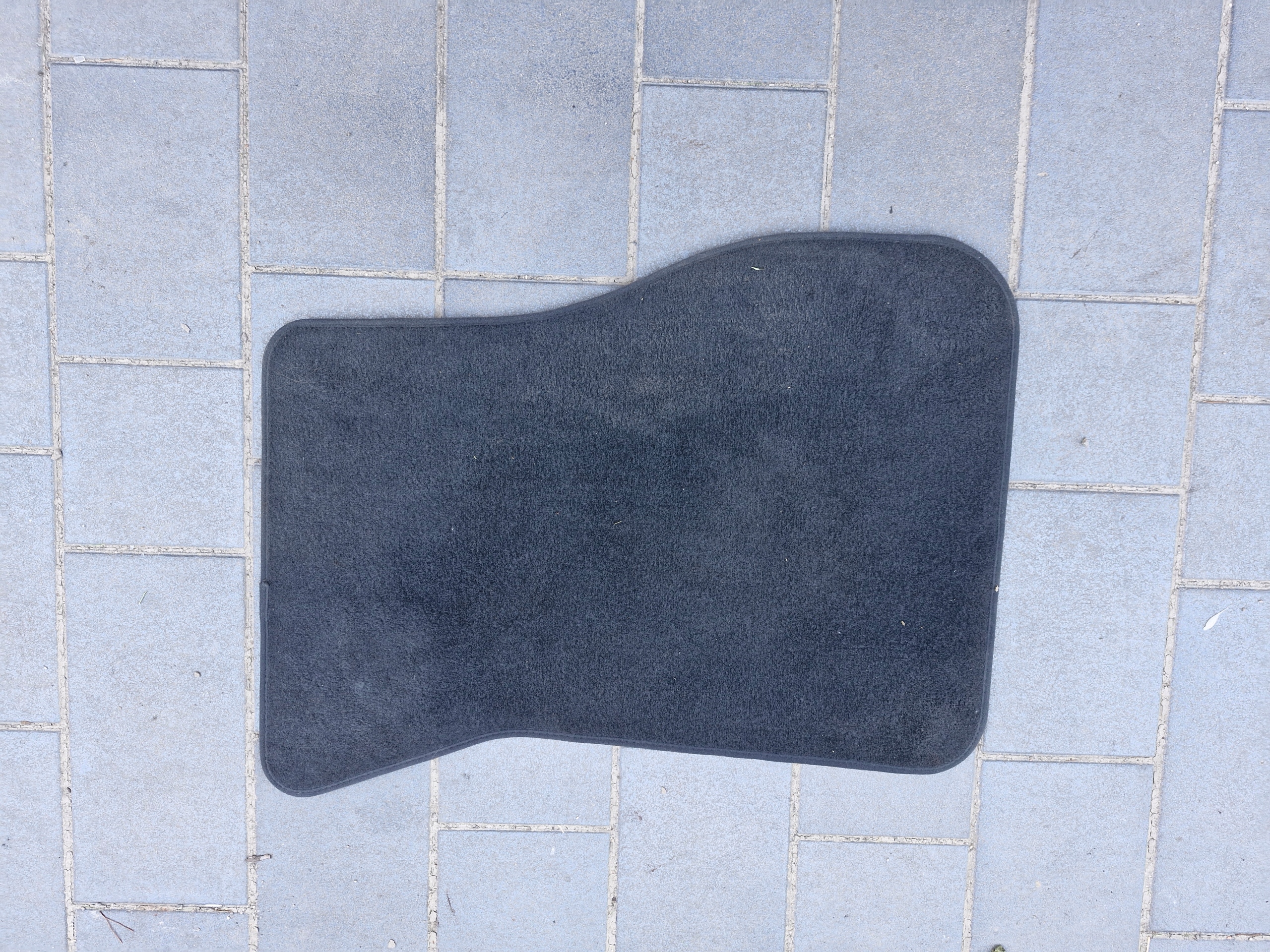 BMW F70 mat welurowy front right org.