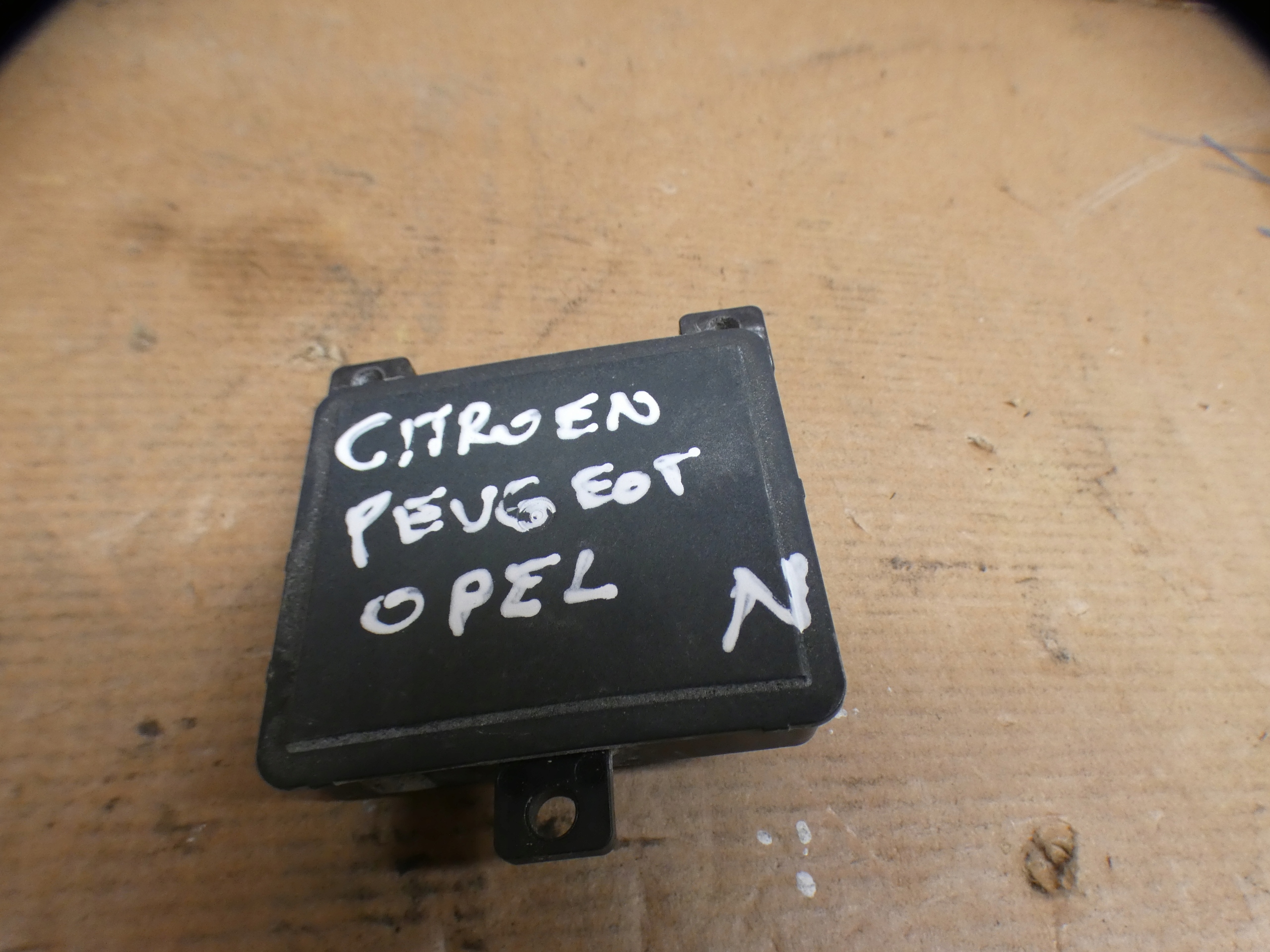 Citroen DS4 RADAR changes supports RUCHU 9830095280