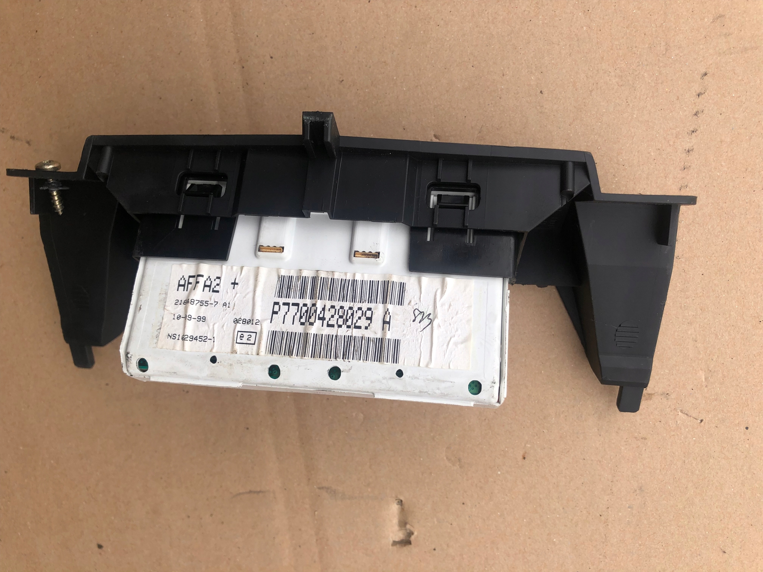 дисплей renault LAGUNA 7700428029A