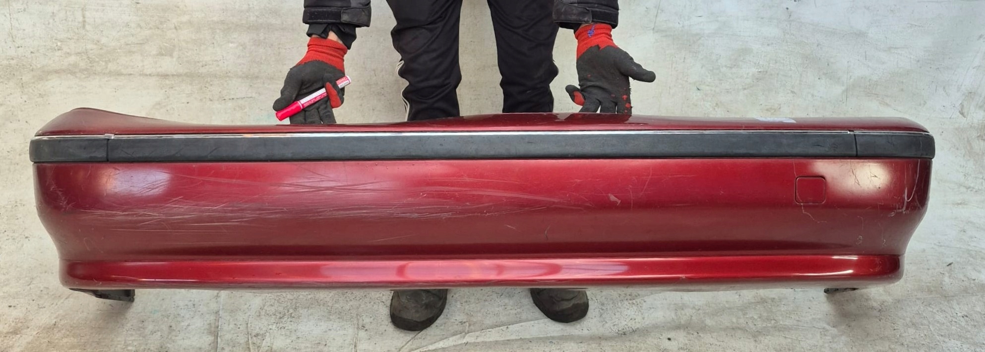 BMW 5 E39 sedan 95- bumper rear part rear without DZIUR sider 8159369